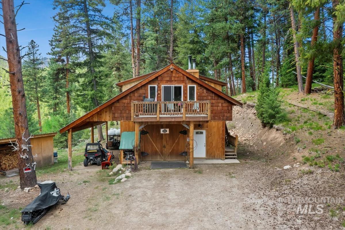 150 W Yuba Vista Dr, Atlanta, Idaho 83716, 2 Bedrooms, 2 Bathrooms, Residential For Sale, Price $392,000, 98950304