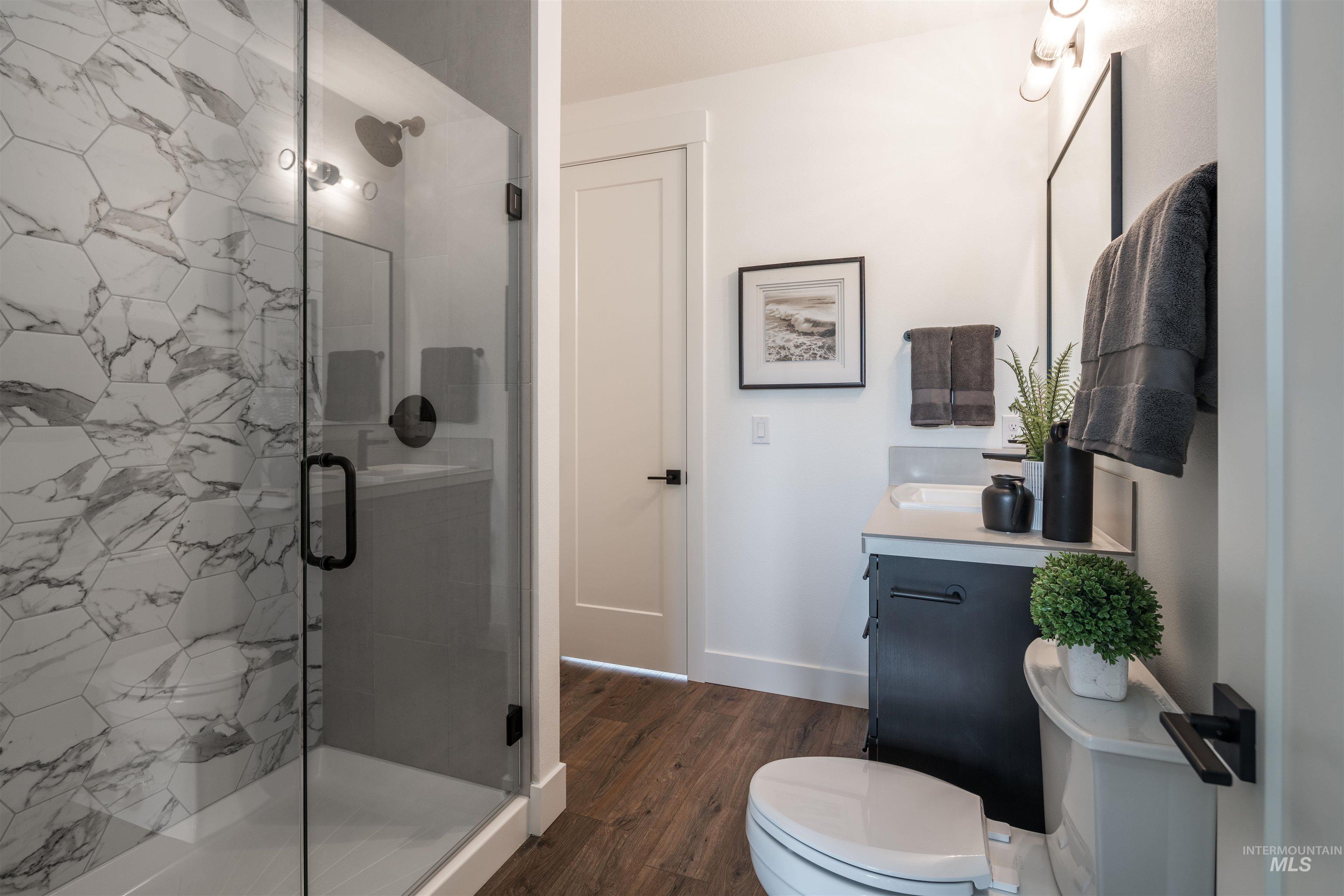 7564 W Flathead Lake Street, Eagle, Idaho 83616, 3 Bedrooms, 2.5 Bathrooms, Residential For Sale, Price $924,900, 98950307