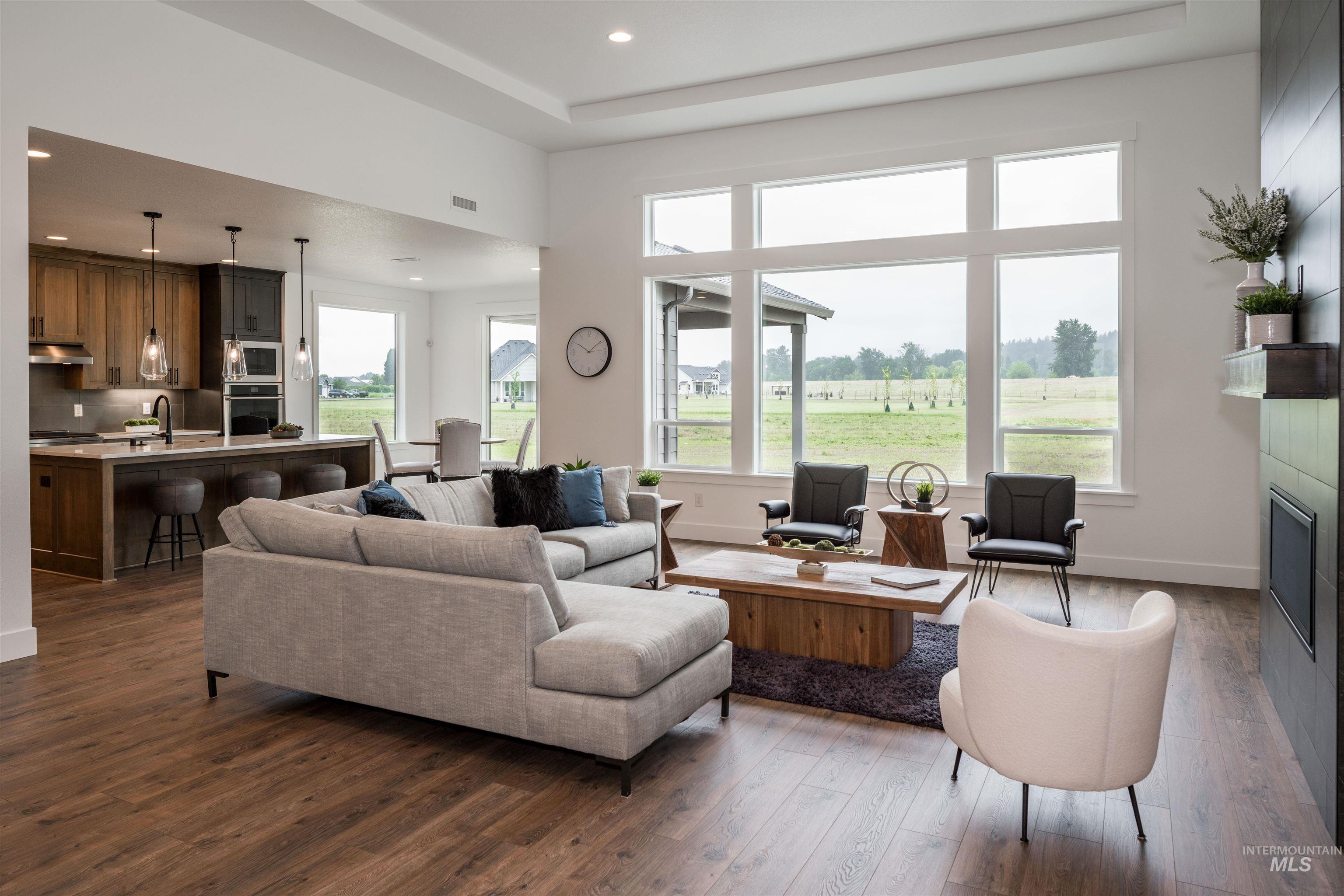 7564 W Flathead Lake Street, Eagle, Idaho 83616, 3 Bedrooms, 2.5 Bathrooms, Residential For Sale, Price $924,900, 98950307