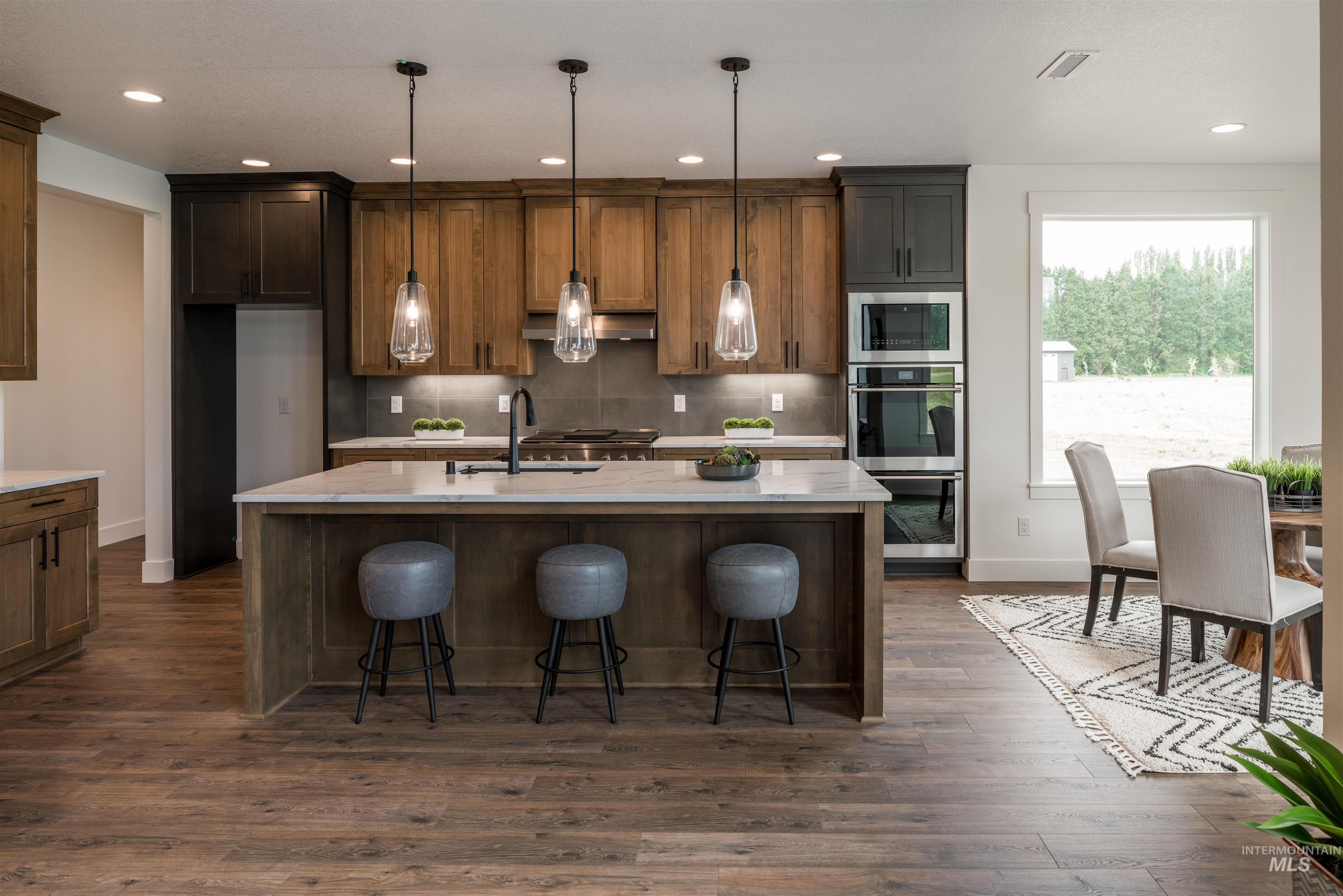 7564 W Flathead Lake Street, Eagle, Idaho 83616, 3 Bedrooms, 2.5 Bathrooms, Residential For Sale, Price $924,900, 98950307