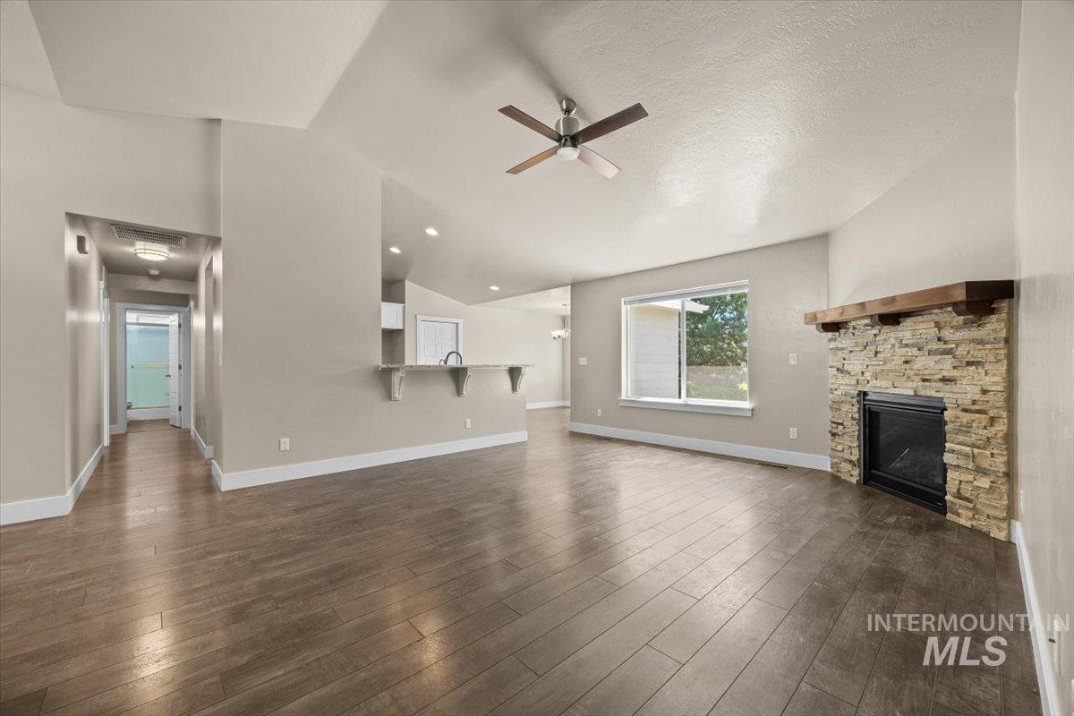 4991 N Sun Shimmer Ave, Meridian, Idaho 83646, 5 Bedrooms, 3 Bathrooms, Residential For Sale, Price $624,900, 98950326