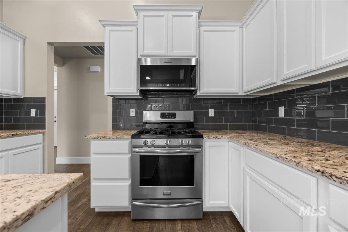 4991 N Sun Shimmer Ave, Meridian, Idaho 83646, 5 Bedrooms, 3 Bathrooms, Residential For Sale, Price $624,900, 98950326