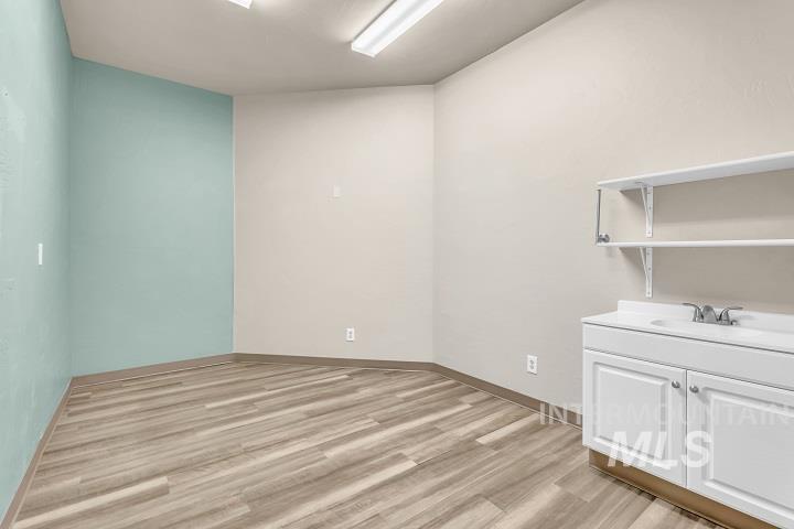 6728-6734 W State Street, Boise, ID 83714, Garden City, Idaho 83714, Business/Commercial For Sale, Price $215,059,200, 98950339