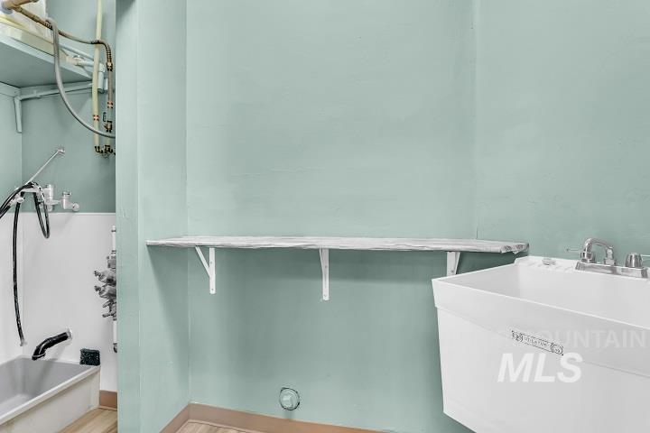 6728-6734 W State Street, Boise, ID 83714, Garden City, Idaho 83714, Business/Commercial For Sale, Price $215,059,200, 98950339