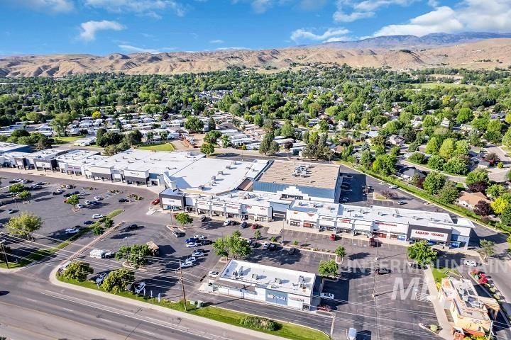 6728-6734 W State Street, Boise, ID 83714, Garden City, Idaho 83714, Business/Commercial For Sale, Price $215,059,200, 98950339