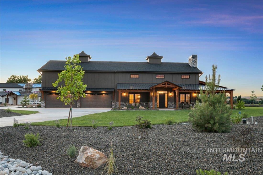 8860 Kemp Rd, Middleton, Idaho 83607, 4 Bedrooms, 2.5 Bathrooms, Residential For Sale, Price $1,595,000, 98950392