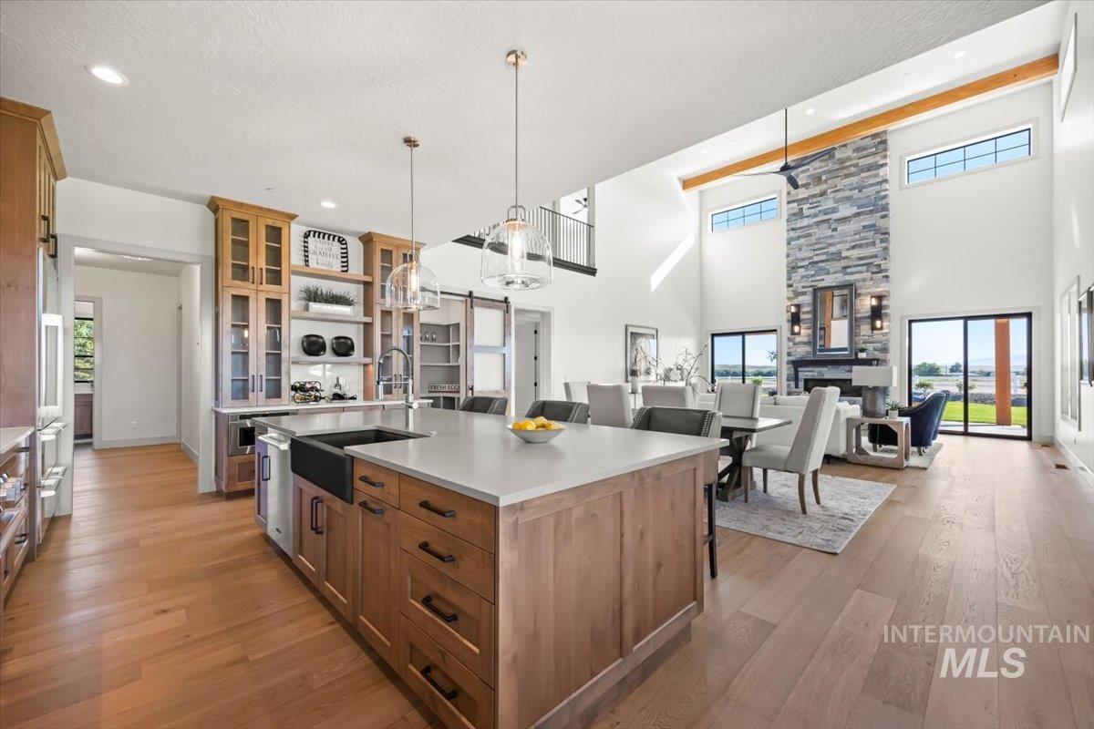 8860 Kemp Rd, Middleton, Idaho 83607, 4 Bedrooms, 2.5 Bathrooms, Residential For Sale, Price $1,595,000, 98950392