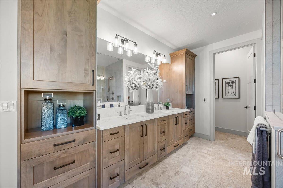 8860 Kemp Rd, Middleton, Idaho 83607, 4 Bedrooms, 2.5 Bathrooms, Residential For Sale, Price $1,595,000, 98950392