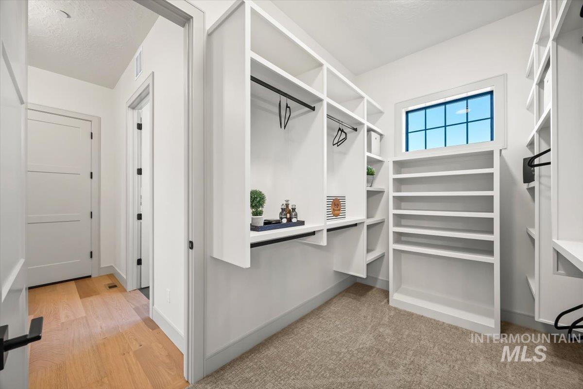 8860 Kemp Rd, Middleton, Idaho 83607, 4 Bedrooms, 2.5 Bathrooms, Residential For Sale, Price $1,595,000, 98950392