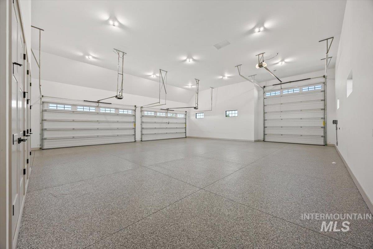 8860 Kemp Rd, Middleton, Idaho 83607, 4 Bedrooms, 2.5 Bathrooms, Residential For Sale, Price $1,595,000, 98950392