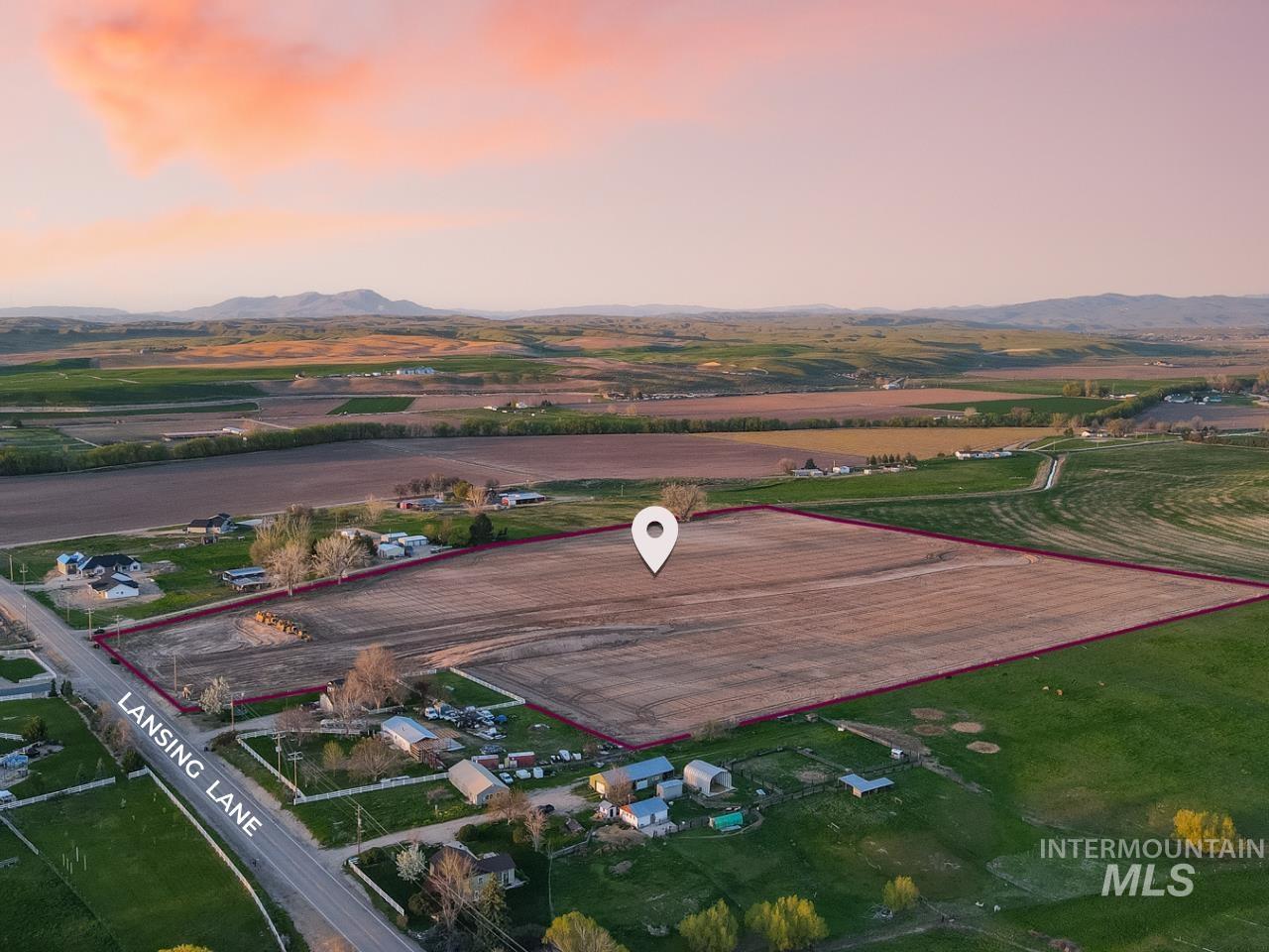 8860 Kemp Rd, Middleton, Idaho 83607, 4 Bedrooms, 2.5 Bathrooms, Residential For Sale, Price $1,595,000, 98950392