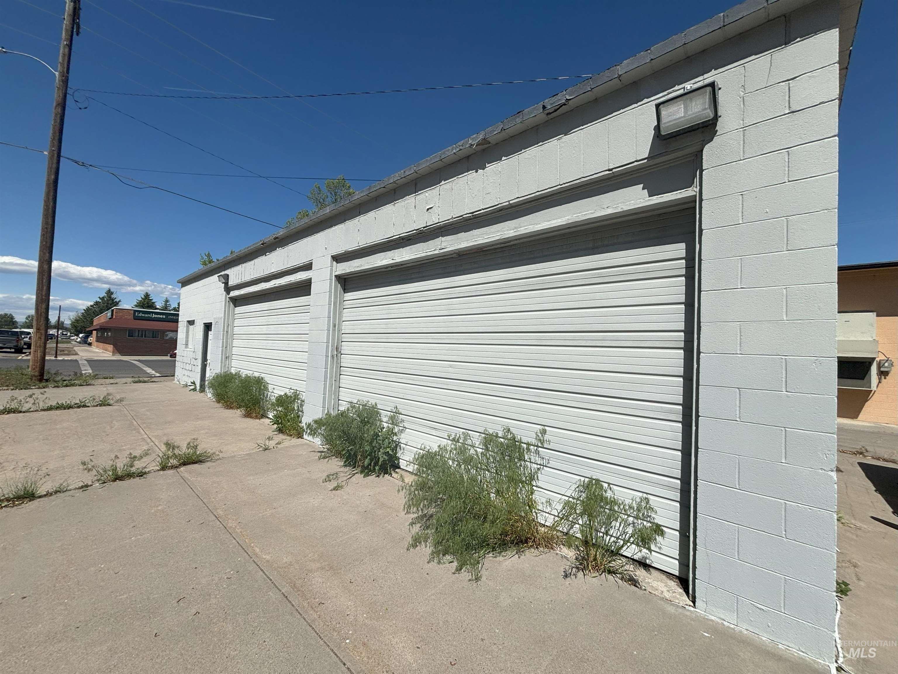 402 idaho street, Gooding, Idaho 83330, Business/Commercial For Sale, Price $75,000, 98950401
