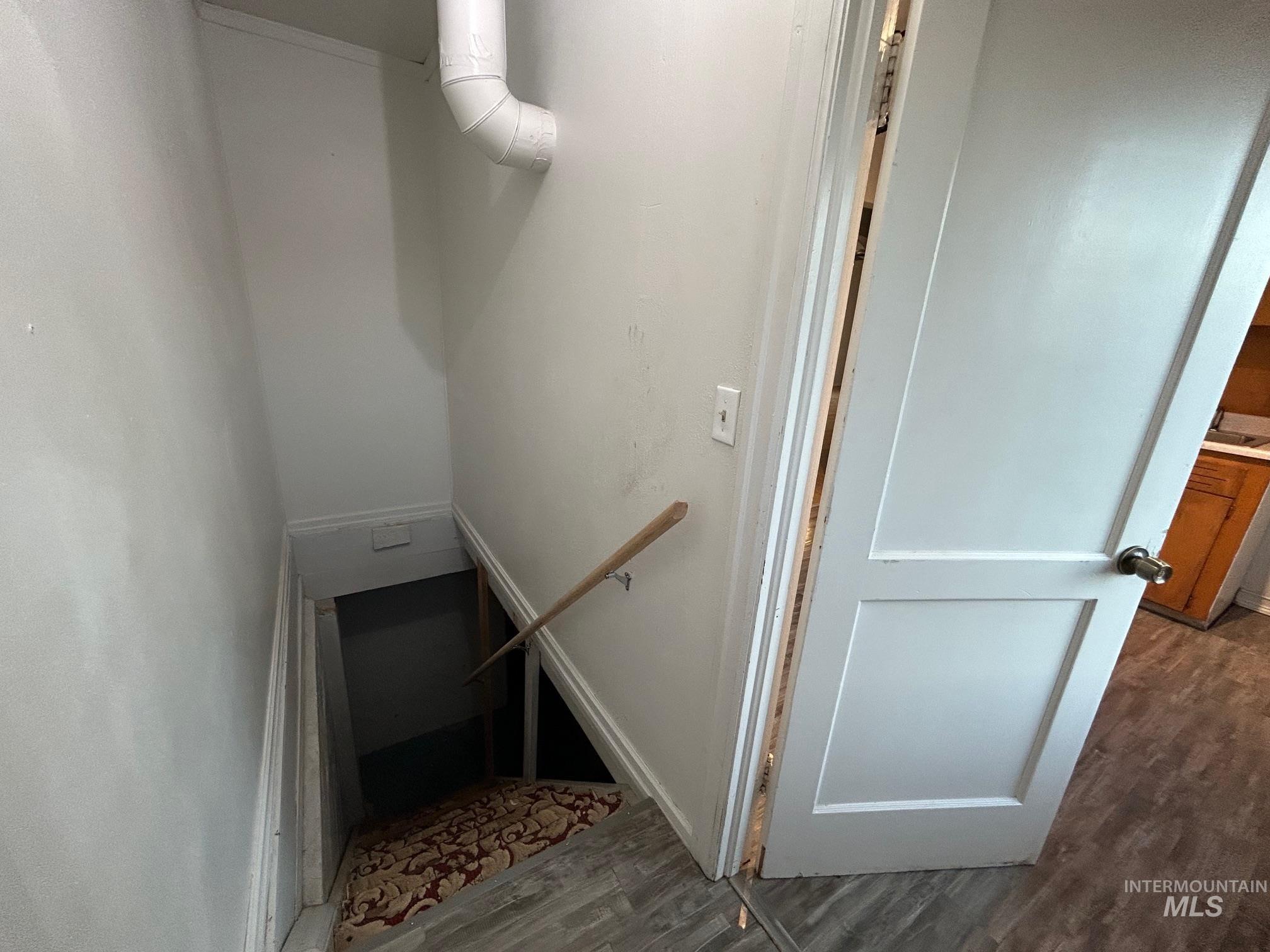 1811 17th Avenue, Lewiston, Idaho 83501, 4 Bedrooms, 2 Bathrooms, Residential For Sale, Price $335,000, 98950472