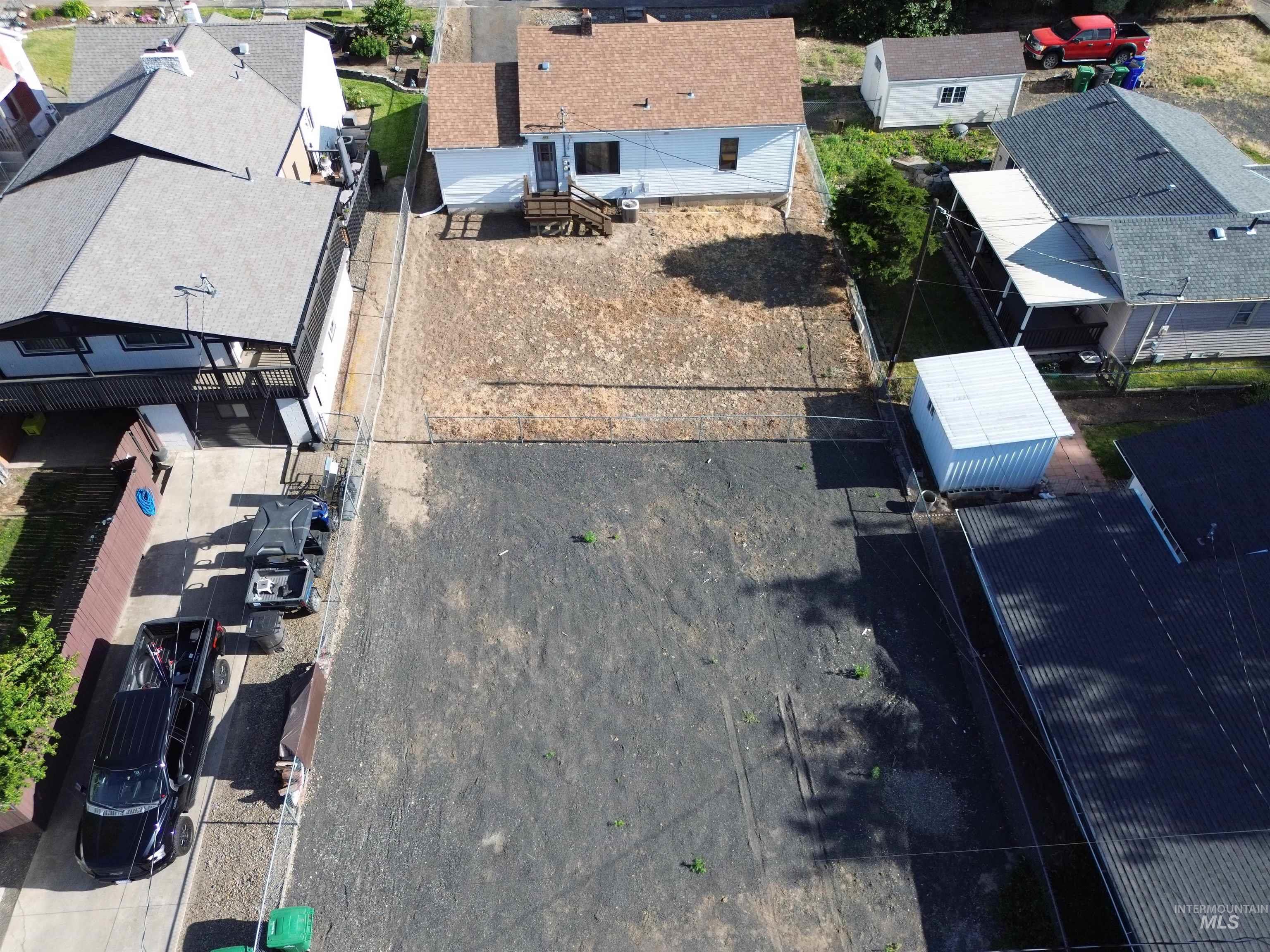 1811 17th Avenue, Lewiston, Idaho 83501, 4 Bedrooms, 2 Bathrooms, Residential For Sale, Price $335,000, 98950472