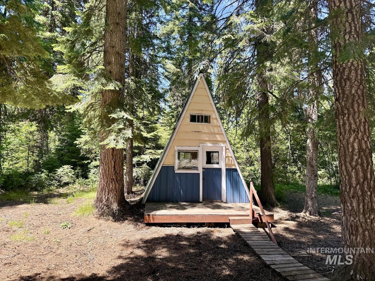 2073 Warren Wagon, McCall, Idaho 83638, 2 Bedrooms, 1 Bathroom, Residential For Sale, Price $185,000, 98950551