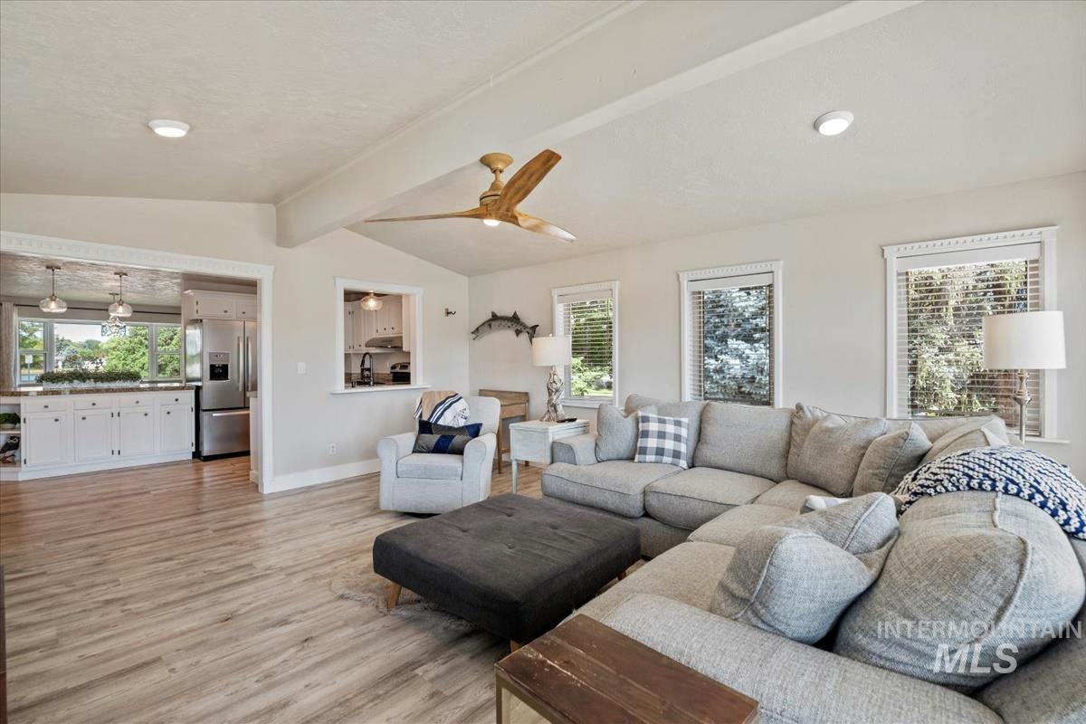 632 N Edgewood Ln, Eagle, Idaho 83616-5314, 4 Bedrooms, 2 Bathrooms, Residential For Sale, Price $569,000, 98950564