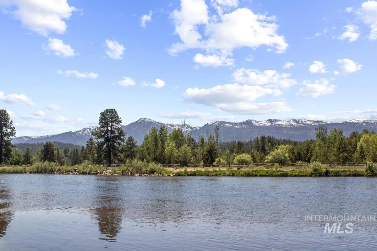 L11 B1 Warren Drive, Cascade, Idaho 83611, Land For Sale, Price $295,000,MLS 98950580