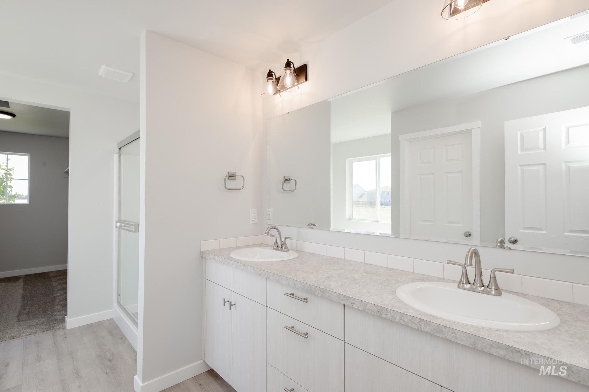 13684 Higley Court, Caldwell, Idaho 83607, 4 Bedrooms, 2 Bathrooms, Residential For Sale, Price $489,990, 98950605