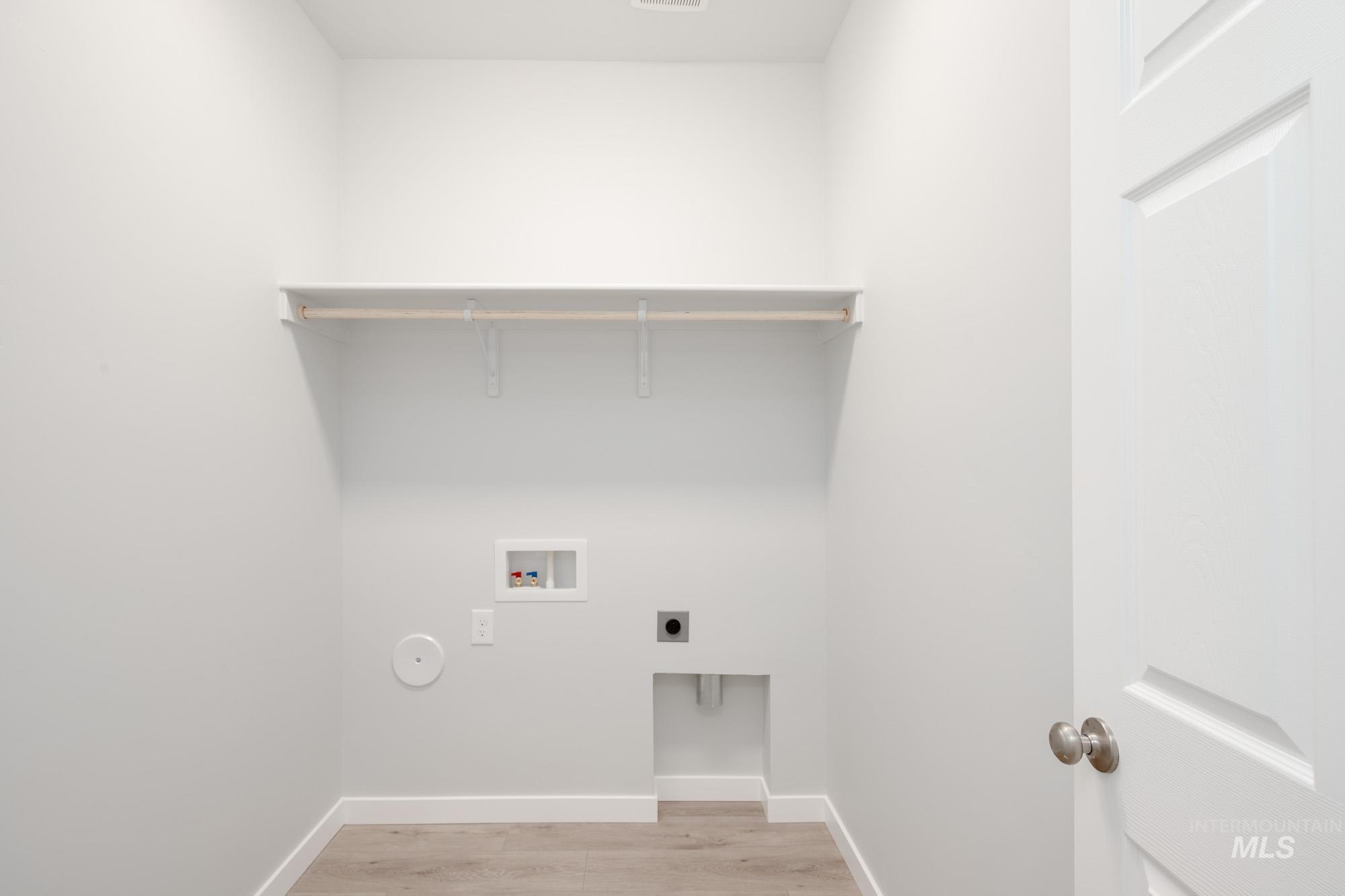 13684 Higley Court, Caldwell, Idaho 83607, 4 Bedrooms, 2 Bathrooms, Residential For Sale, Price $489,990, 98950605