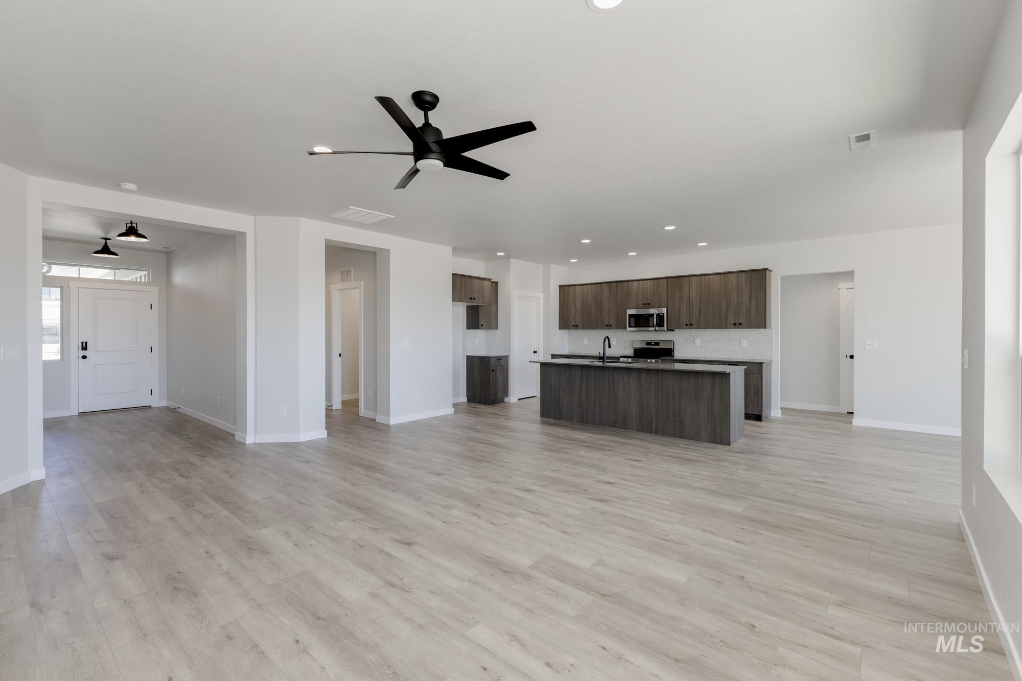 829 E Perjue Basin Dr, Nampa, Idaho 83686, 4 Bedrooms, 2 Bathrooms, Residential For Sale, Price $524,990, 98950610