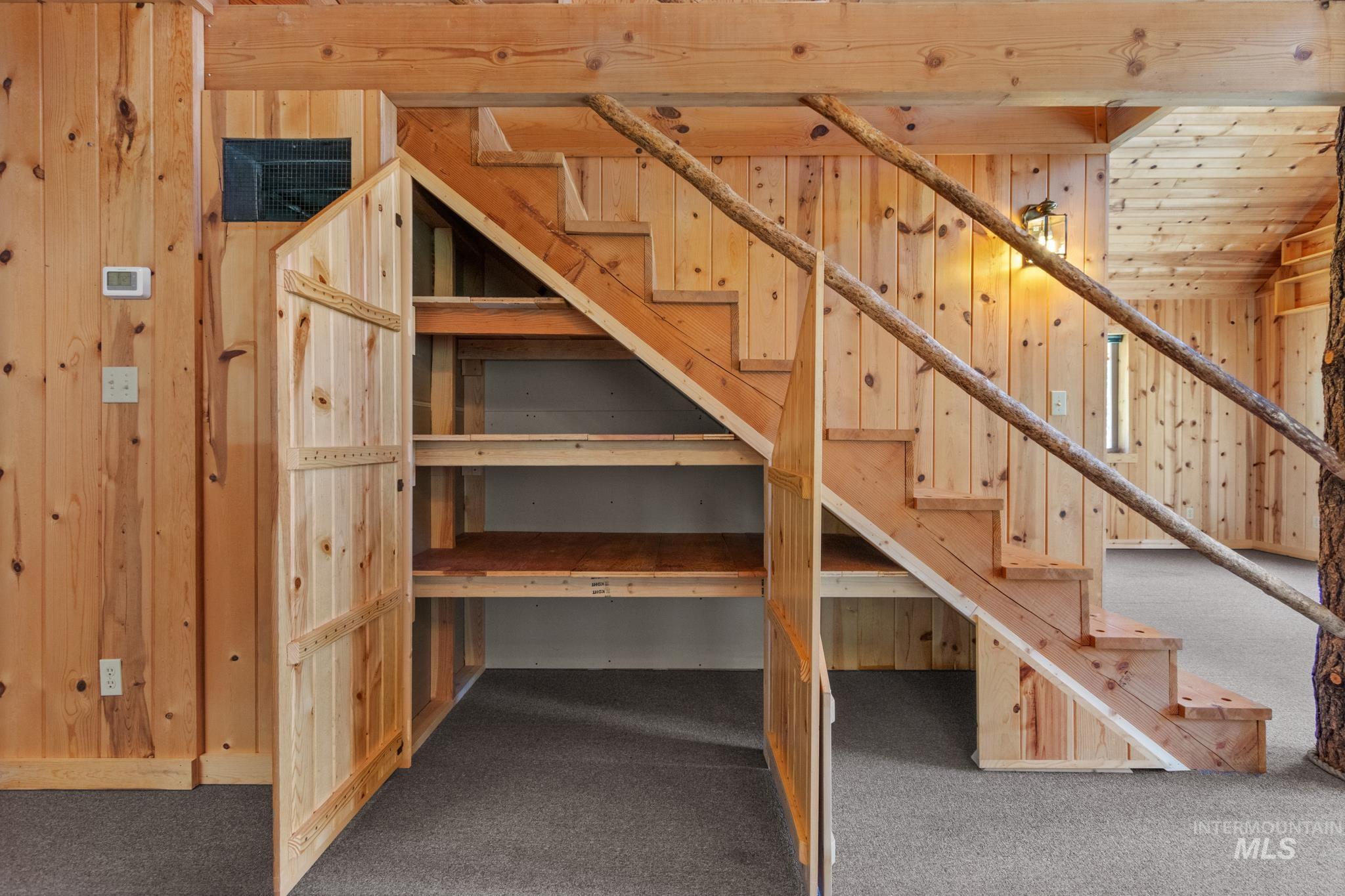 4 Pinon Way, Idaho City, Idaho 83631, 2 Bedrooms, 2 Bathrooms, Residential For Sale, Price $539,000, 98950616