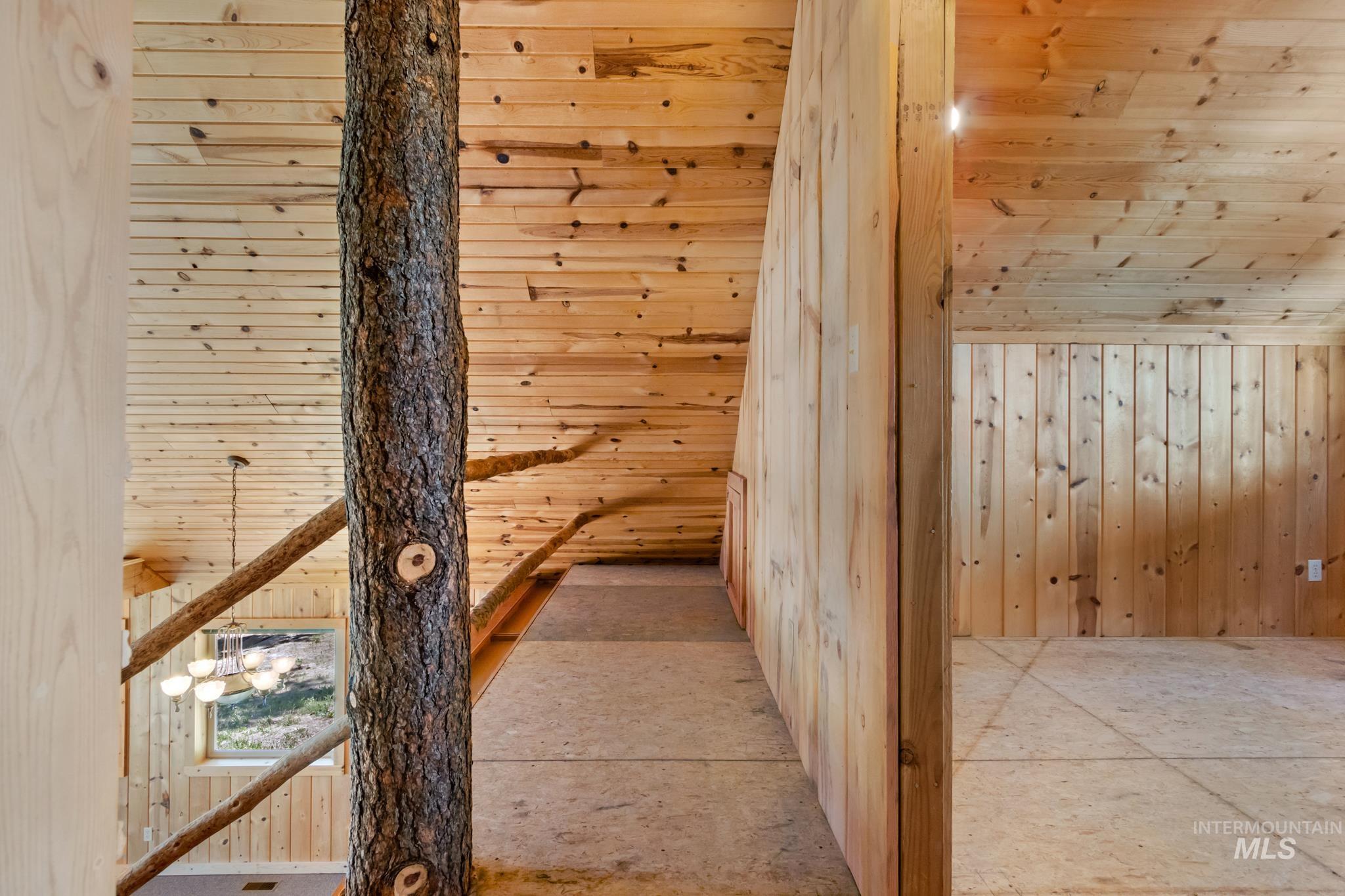 4 Pinon Way, Idaho City, Idaho 83631, 2 Bedrooms, 2 Bathrooms, Residential For Sale, Price $539,000, 98950616