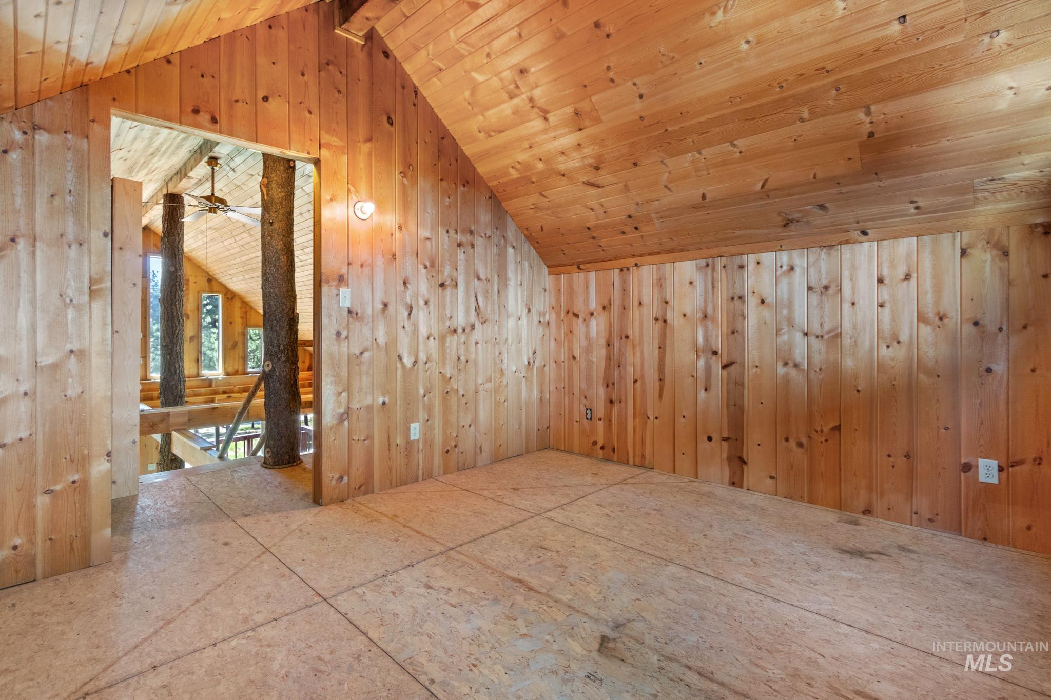 4 Pinon Way, Idaho City, Idaho 83631, 2 Bedrooms, 2 Bathrooms, Residential For Sale, Price $539,000, 98950616