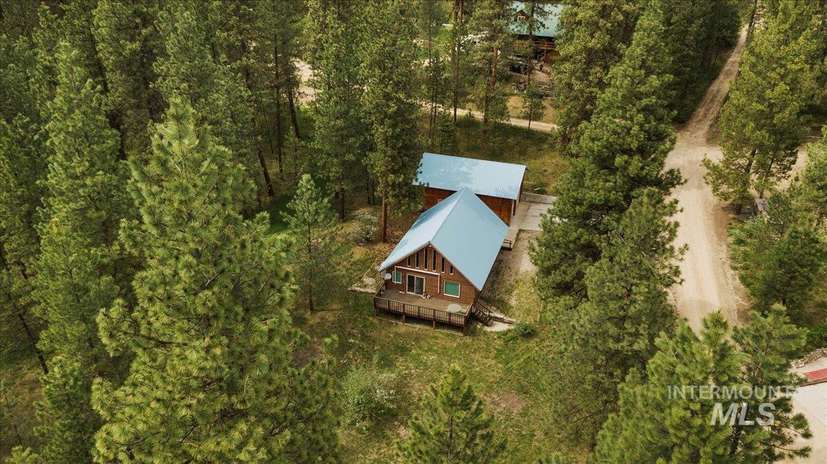 4 Pinon Way, Idaho City, Idaho 83631, 2 Bedrooms, 2 Bathrooms, Residential For Sale, Price $539,000, 98950616