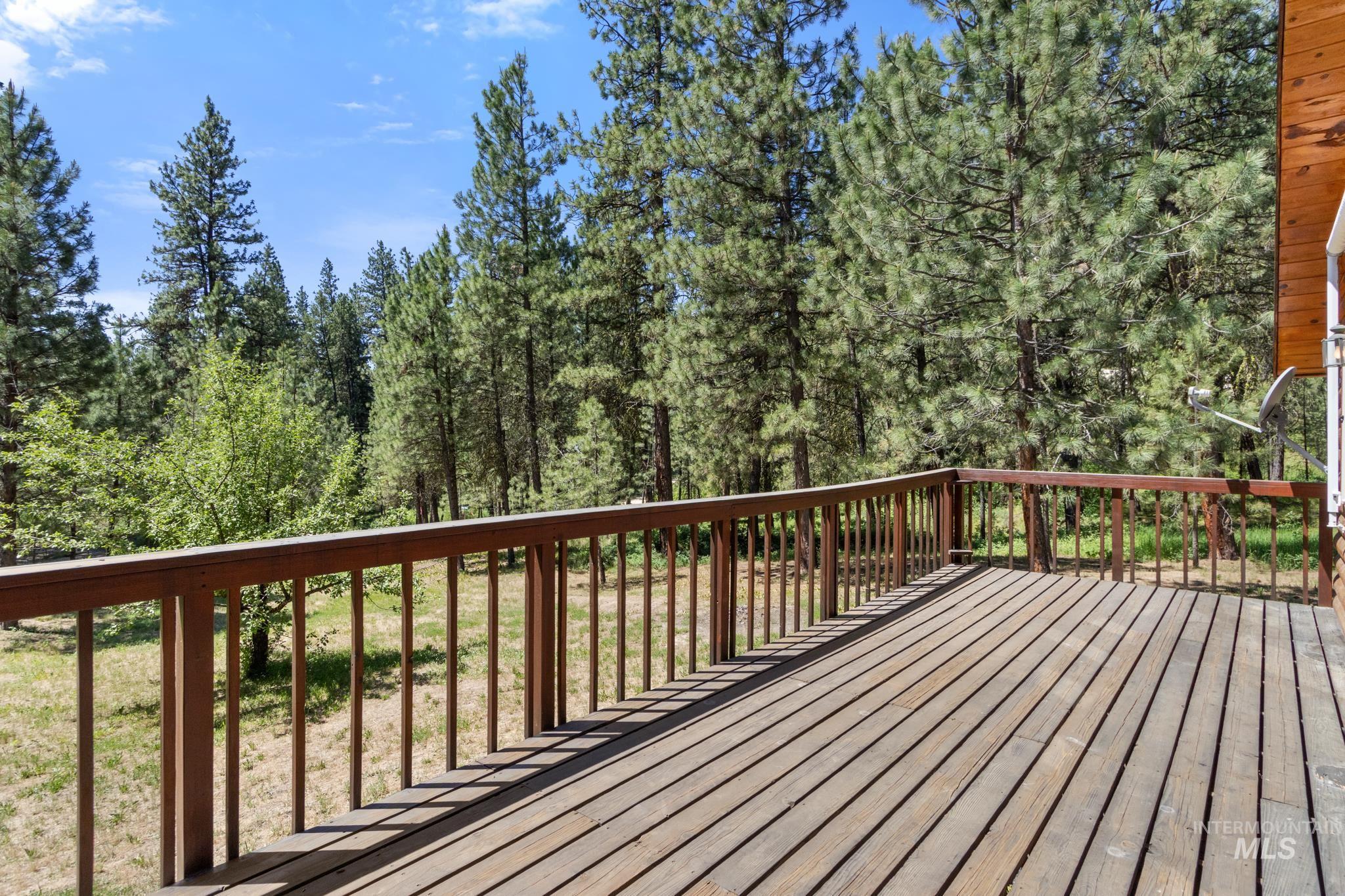 4 Pinon Way, Idaho City, Idaho 83631, 2 Bedrooms, 2 Bathrooms, Residential For Sale, Price $539,000, 98950616