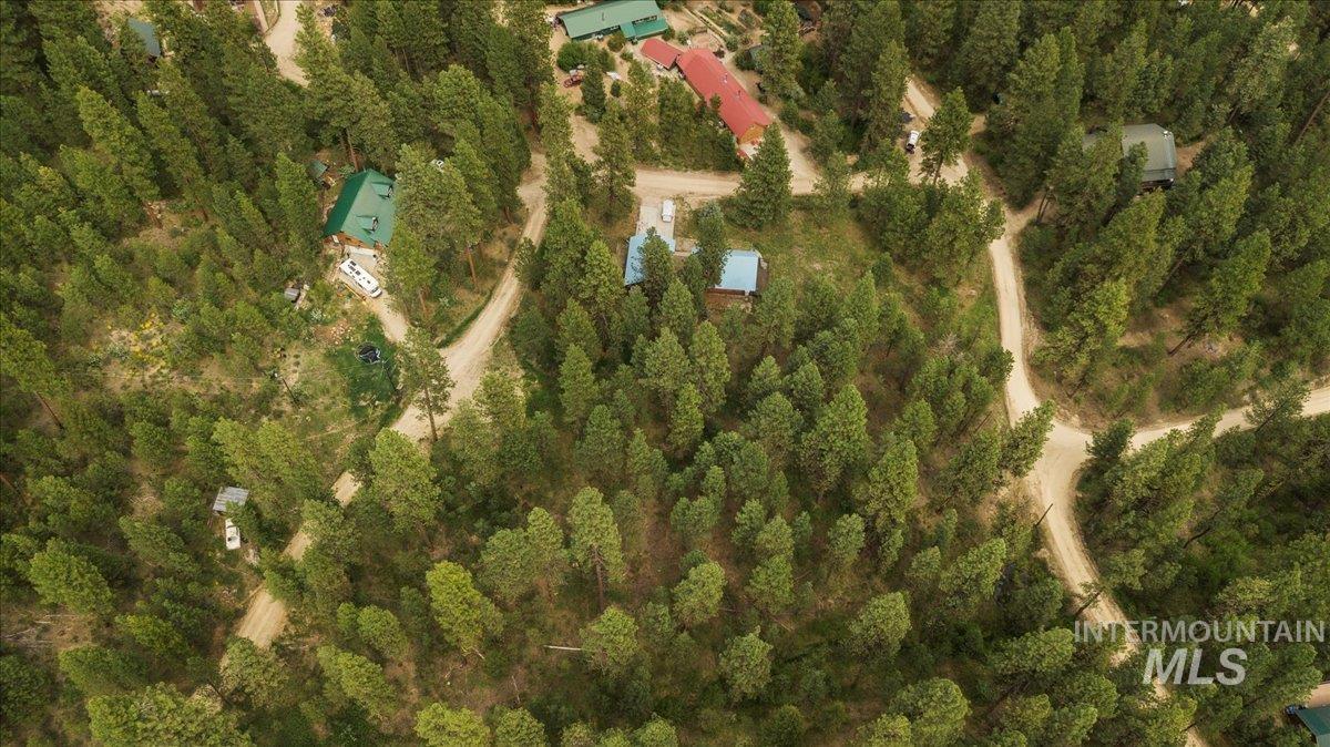 4 Pinon Way, Idaho City, Idaho 83631, 2 Bedrooms, 2 Bathrooms, Residential For Sale, Price $539,000, 98950616