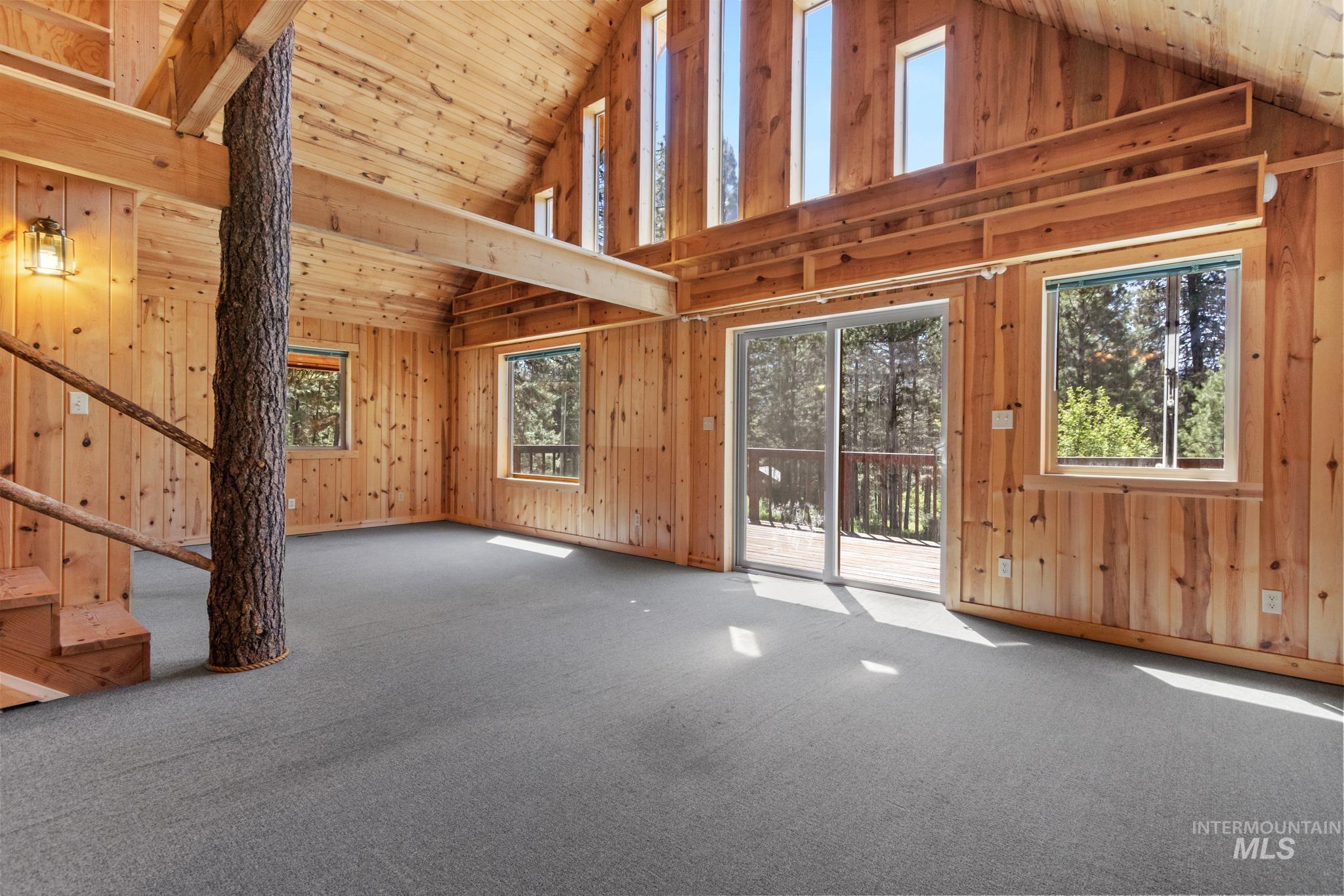 4 Pinon Way, Idaho City, Idaho 83631, 2 Bedrooms, 2 Bathrooms, Residential For Sale, Price $539,000, 98950616