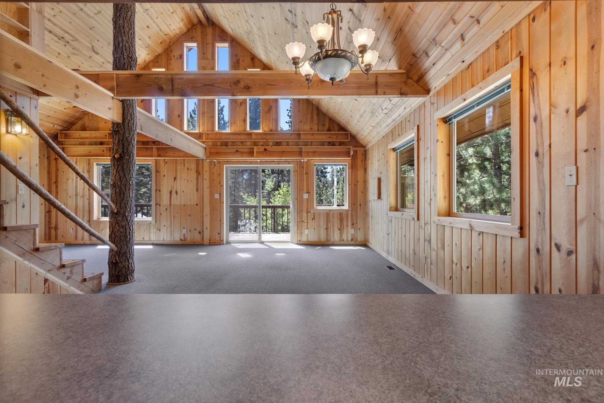 4 Pinon Way, Idaho City, Idaho 83631, 2 Bedrooms, 2 Bathrooms, Residential For Sale, Price $539,000, 98950616