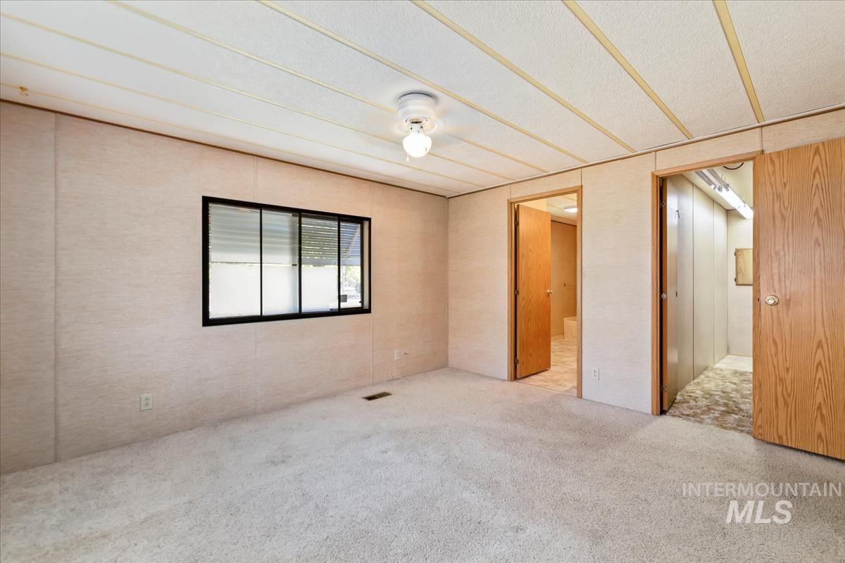 914 N Midland Blvd, Nampa, Idaho 83651, 3 Bedrooms, 2 Bathrooms, Residential For Sale, Price $114,900, 98950625