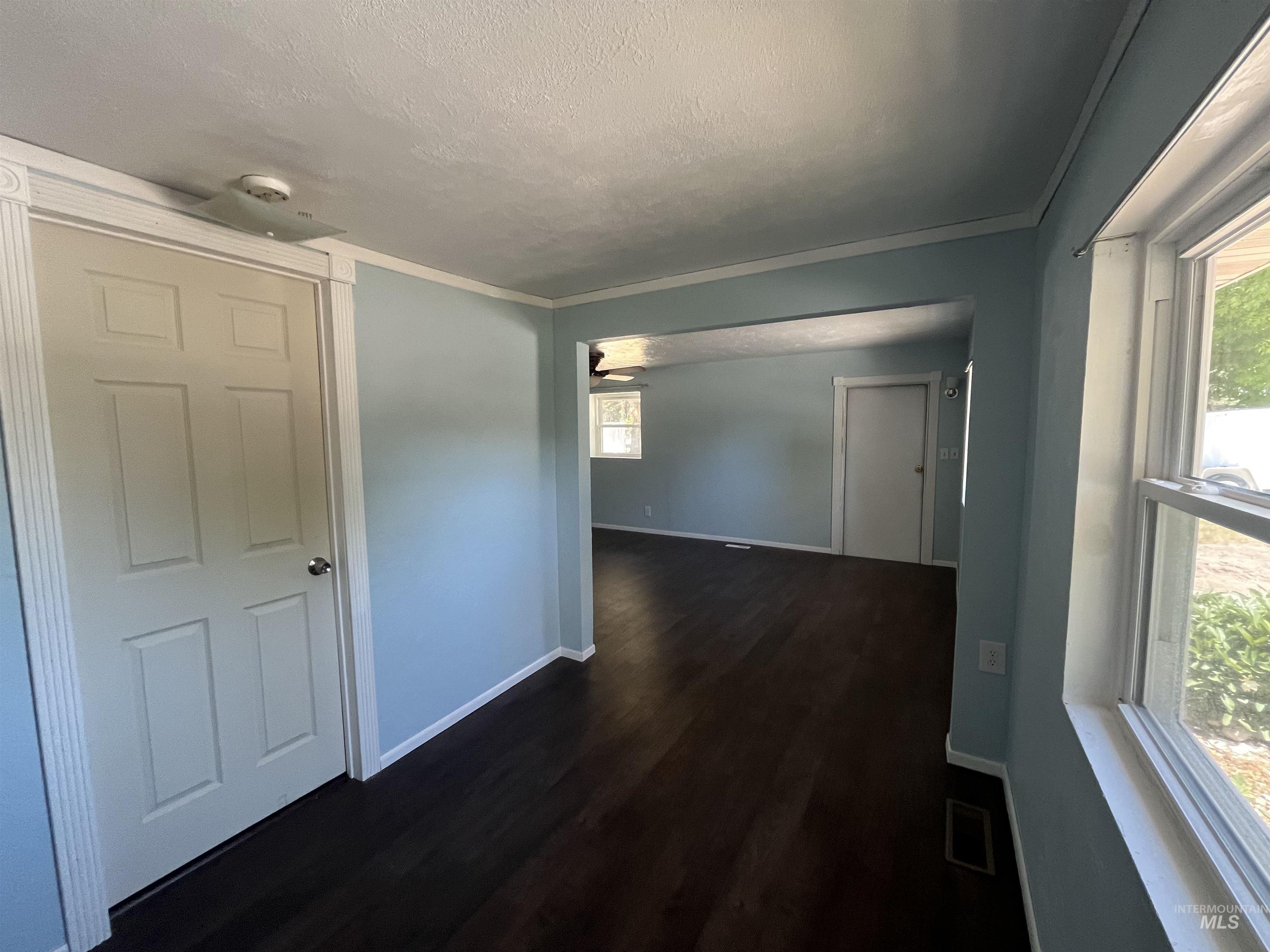 3073 Vickie Lane, Twin Falls, Idaho 83301, 3 Bedrooms, 2 Bathrooms, Residential For Sale, Price $440,000,MLS 98950652