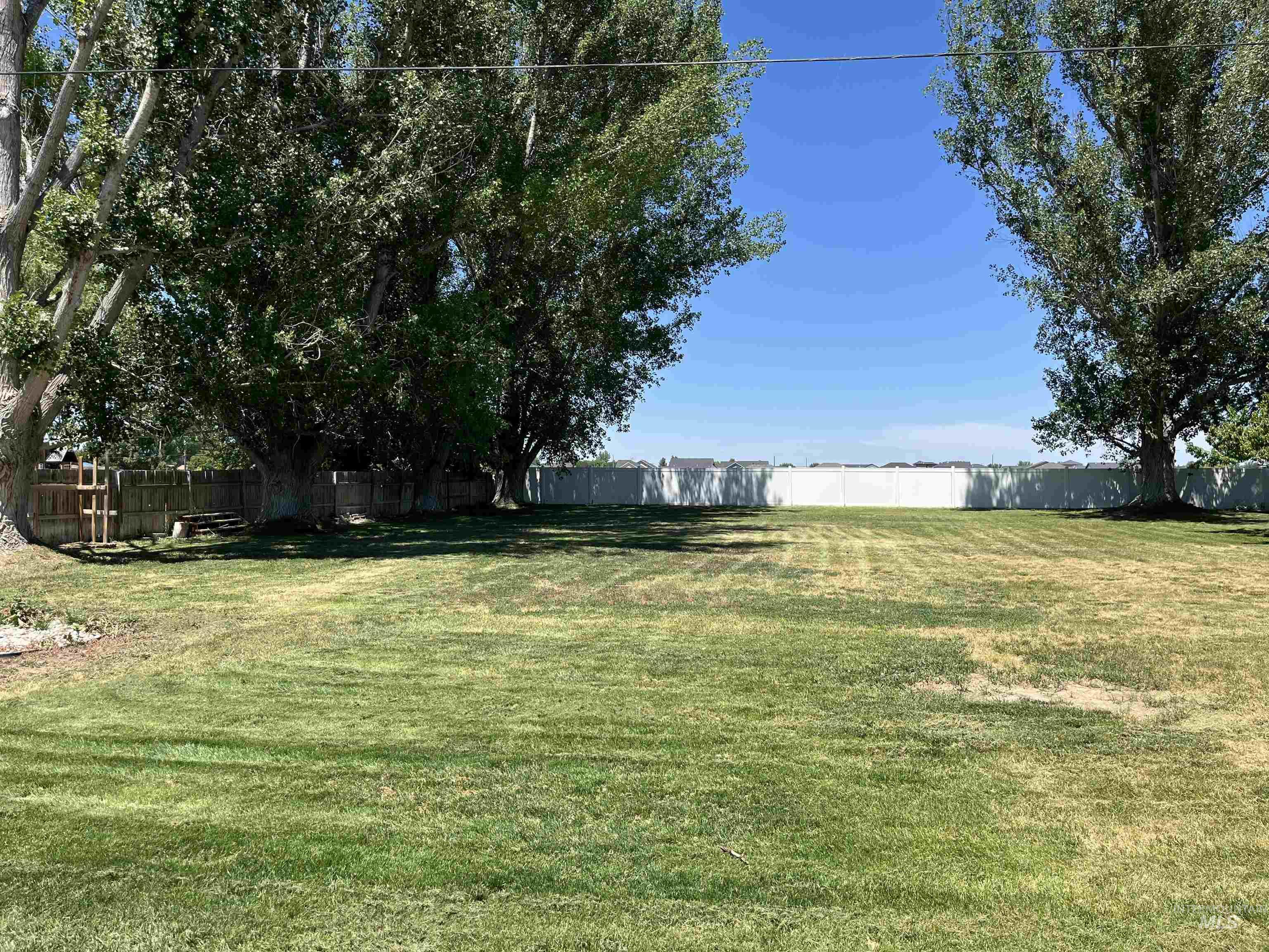 3073 Vickie Lane, Twin Falls, Idaho 83301, 3 Bedrooms, 2 Bathrooms, Residential For Sale, Price $440,000,MLS 98950652