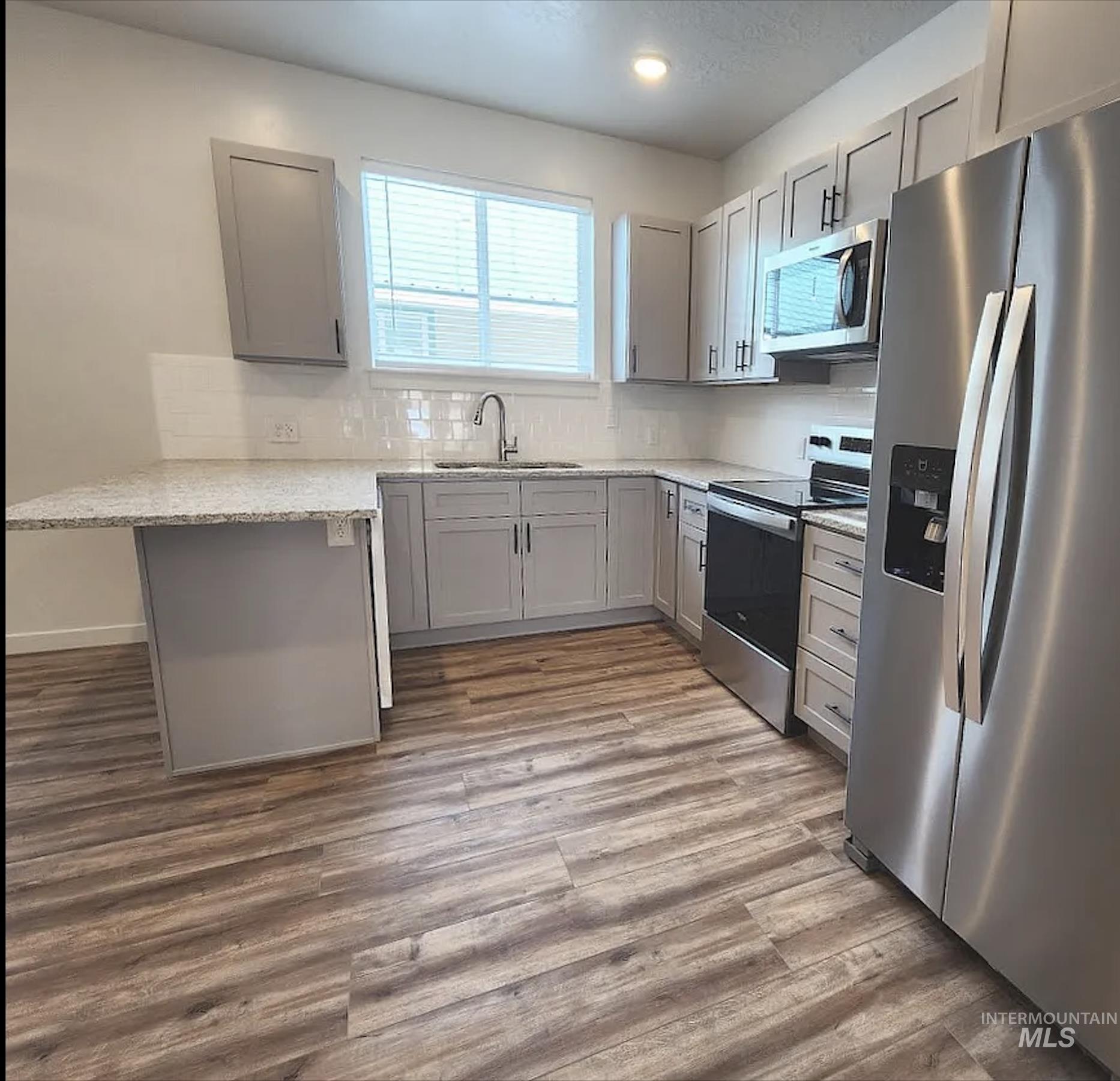 504 S Utah, Fruitland, Idaho 83619, 2 Bedrooms, 2 Bathrooms, Residential Income For Sale, Price $1,700,000, 98950664