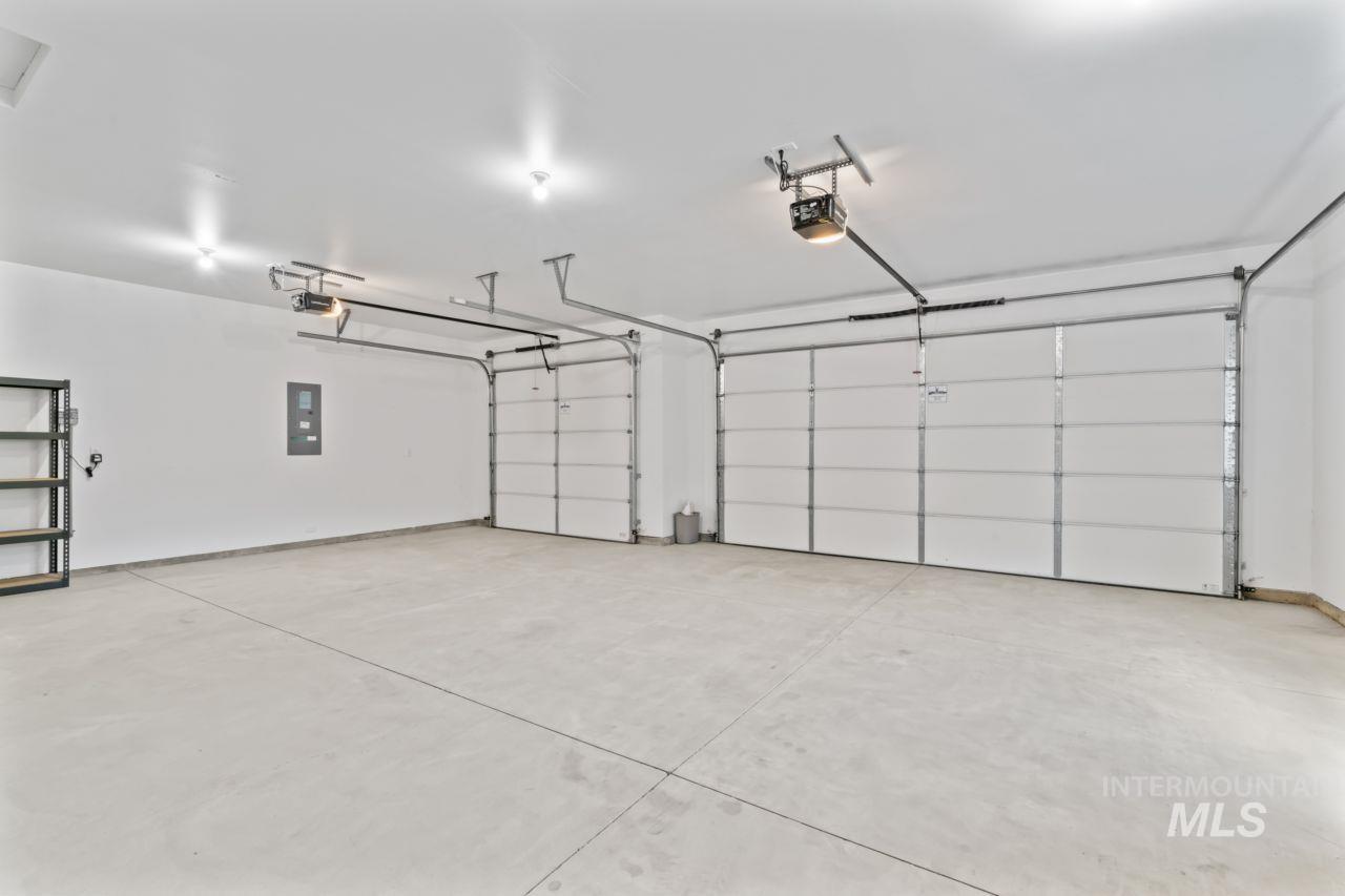 12462 S Sunrise Mist Loop, Nampa, Idaho 83686-5463, 4 Bedrooms, 3 Bathrooms, Residential For Sale, Price $625,000,MLS 98950672