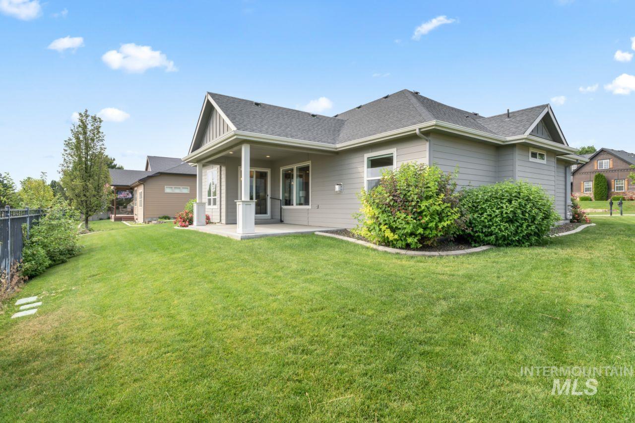 12462 S Sunrise Mist Loop, Nampa, Idaho 83686-5463, 4 Bedrooms, 3 Bathrooms, Residential For Sale, Price $625,000,MLS 98950672
