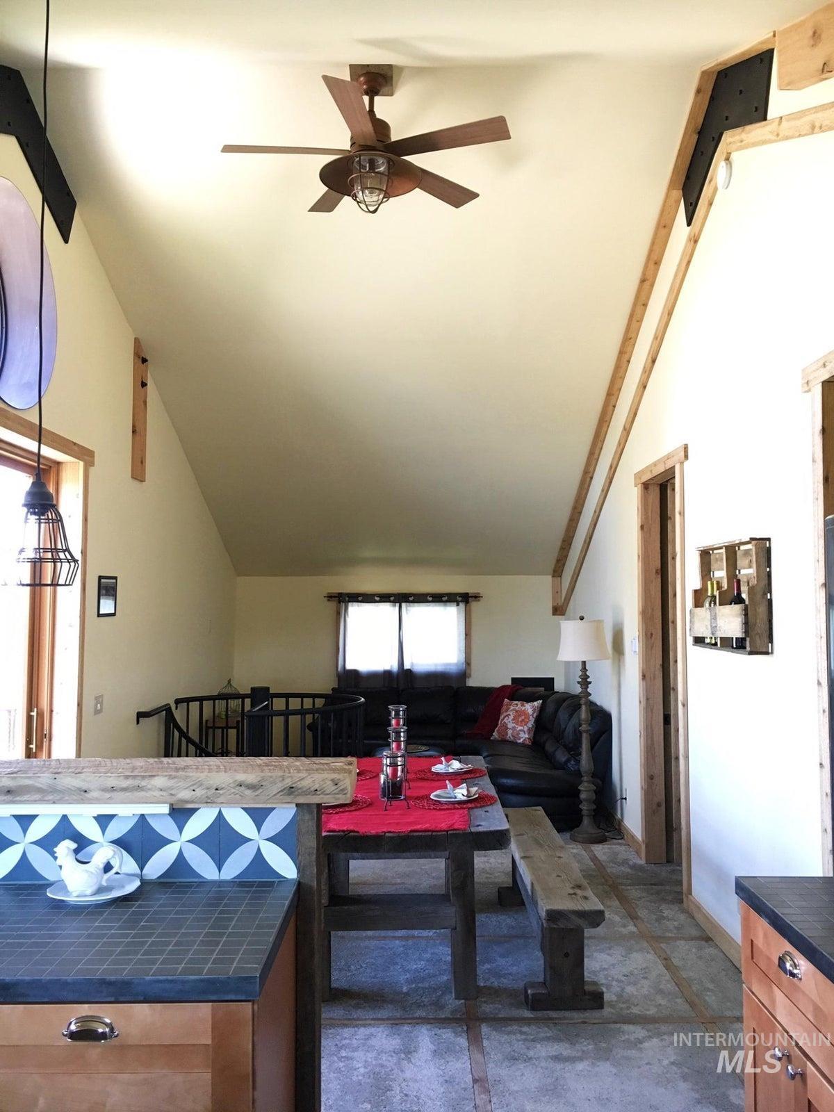 113 W Poplar, Fairfield, Idaho 83327, 2 Bedrooms, Business/Commercial For Sale, Price $310,000, 98950692