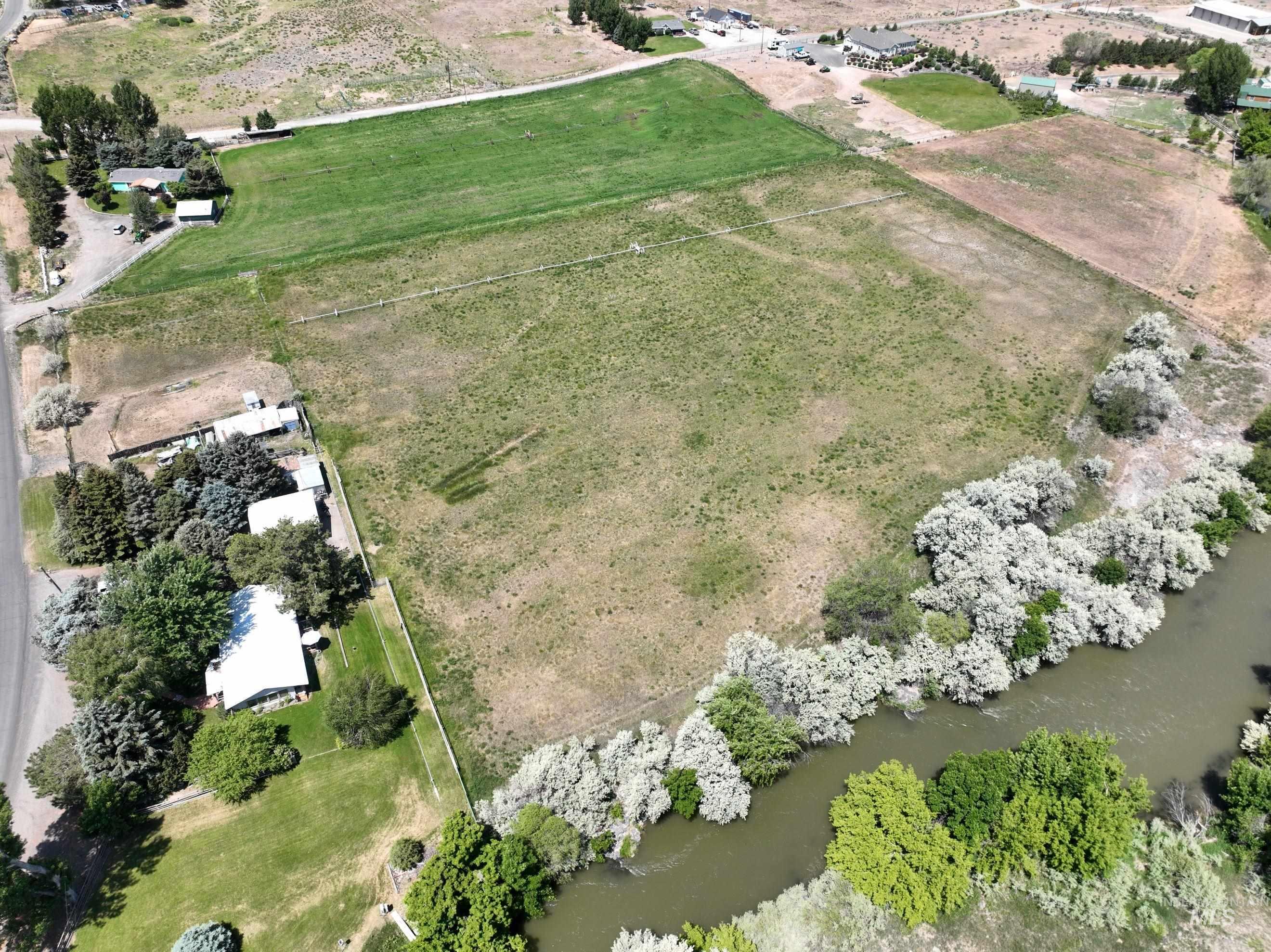 TBD Parcel B, 1700 S, Gooding, Idaho 83330, Land For Sale, Price $180,000,MLS 98950705