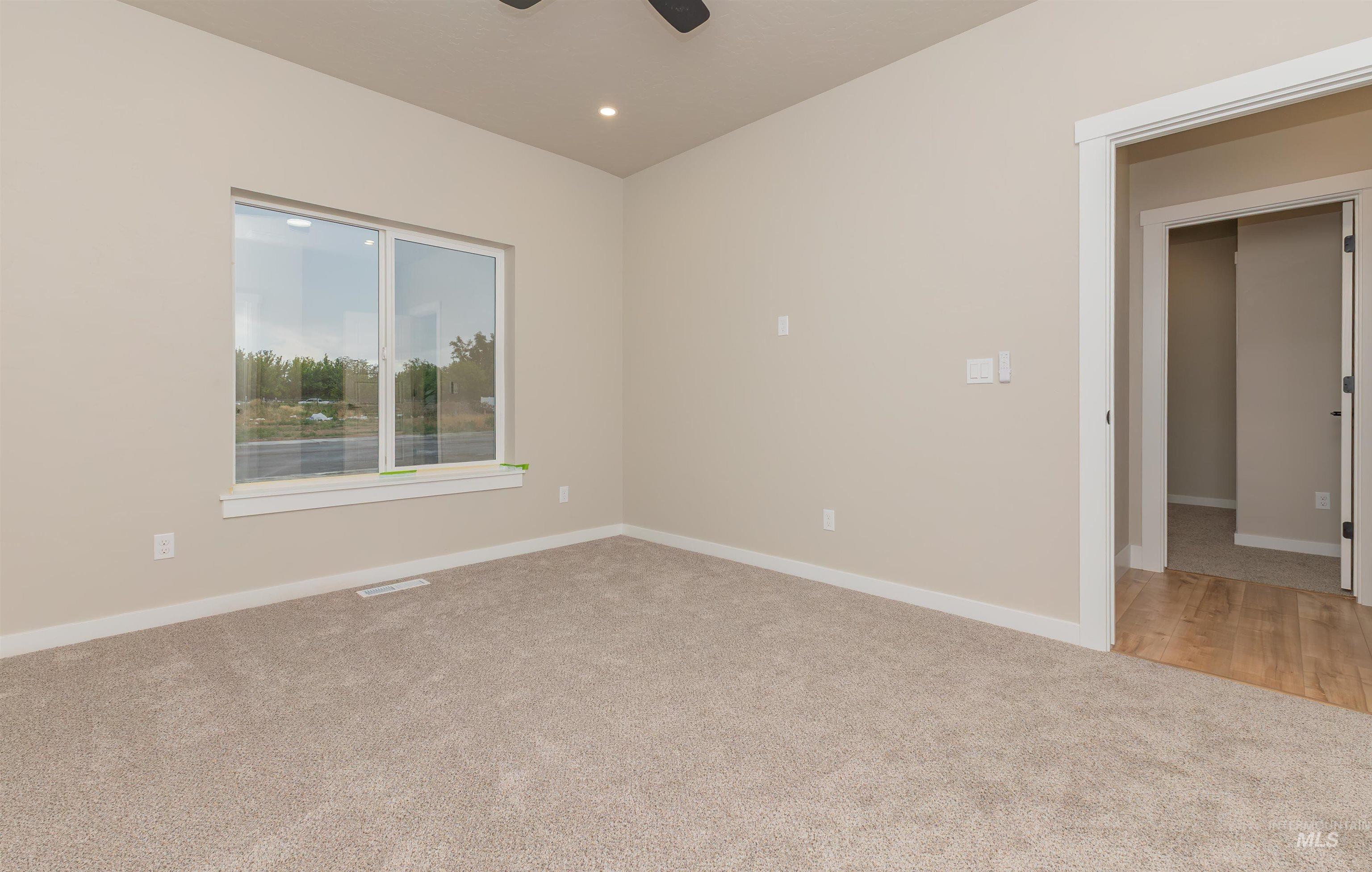 2125 Oxon St, Caldwell, Idaho 83605, 3 Bedrooms, 2.5 Bathrooms, Residential For Sale, Price $425,000, 98950715