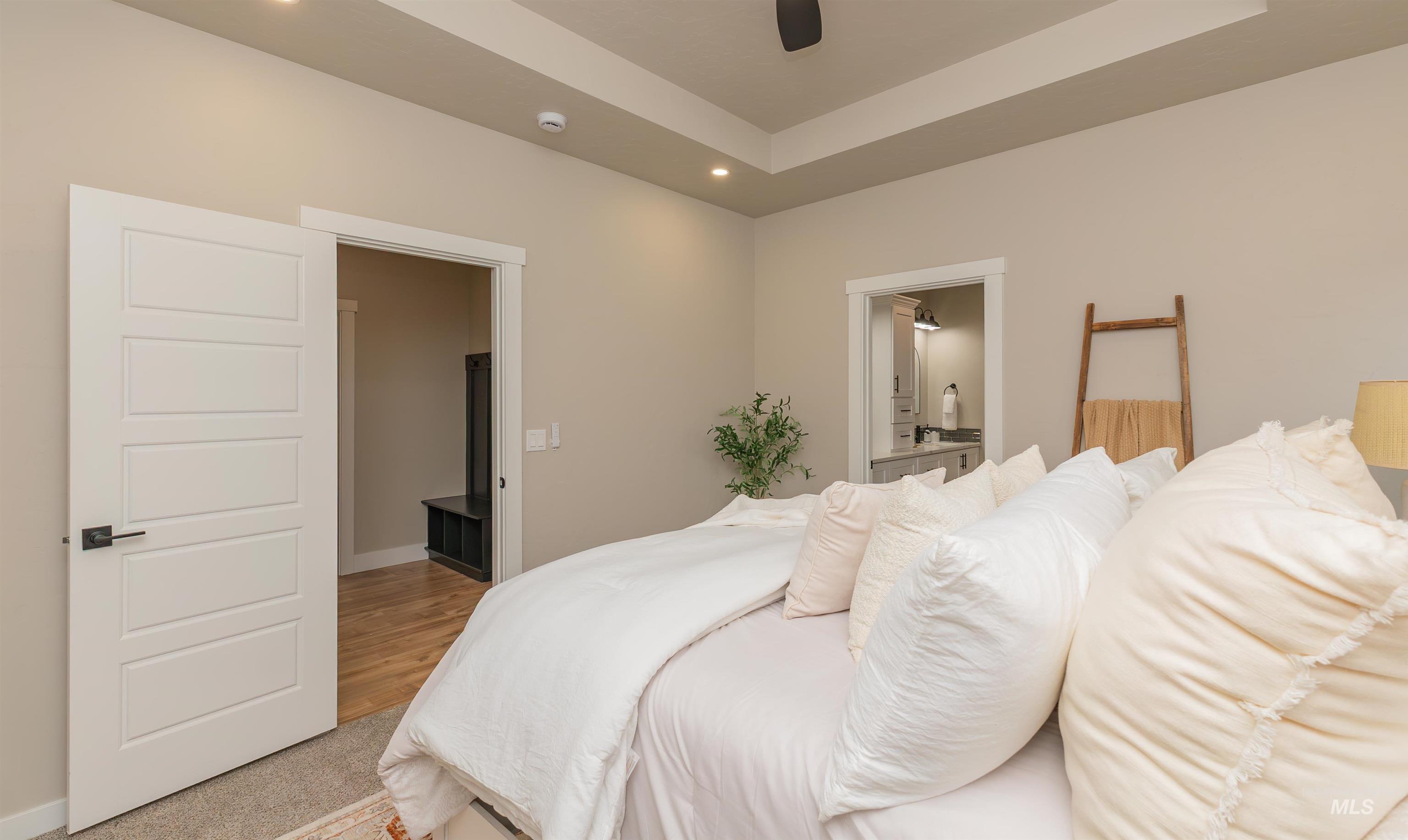 2125 Oxon St, Caldwell, Idaho 83605, 3 Bedrooms, 2.5 Bathrooms, Residential For Sale, Price $425,000, 98950715