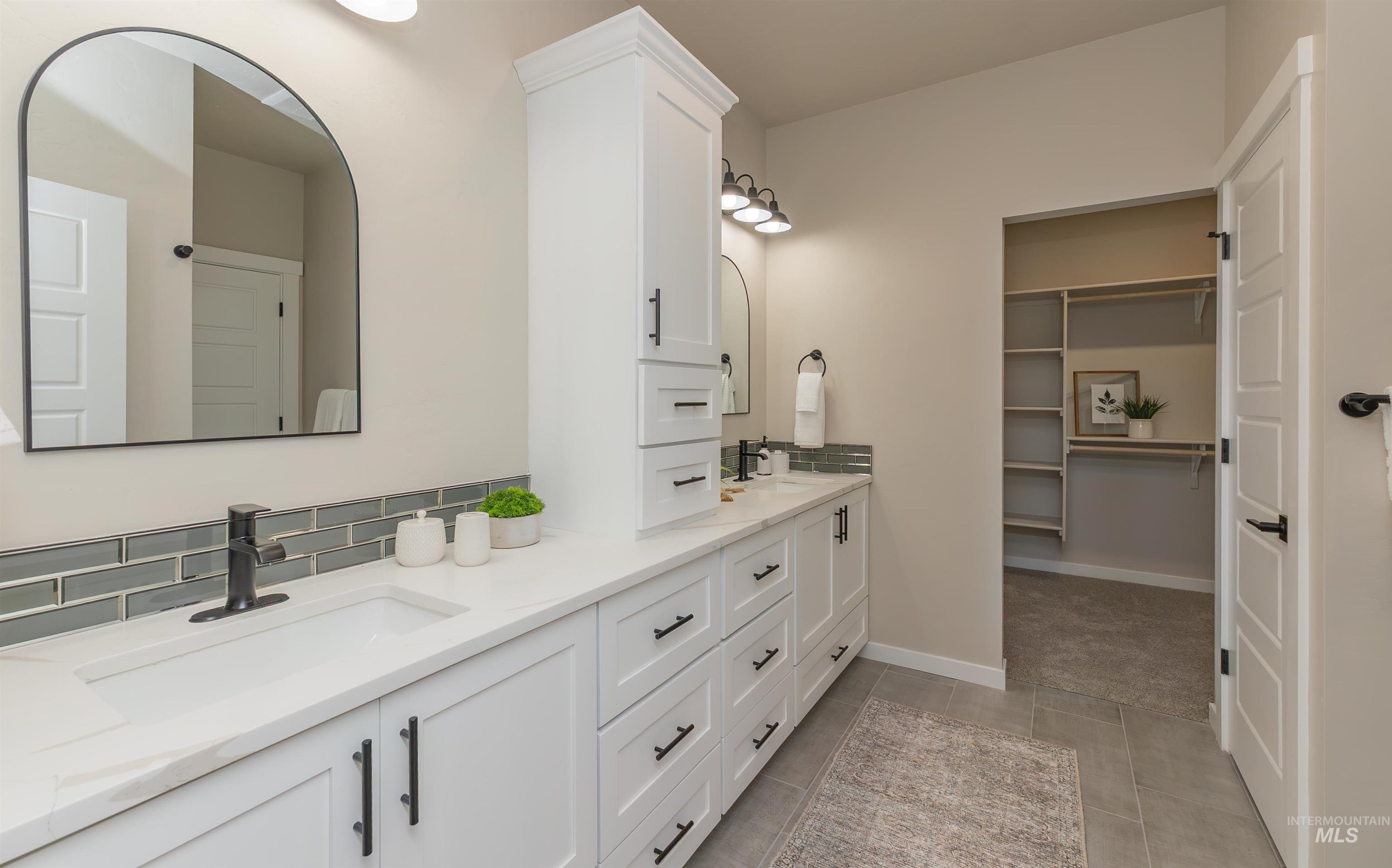 2125 Oxon St, Caldwell, Idaho 83605, 3 Bedrooms, 2.5 Bathrooms, Residential For Sale, Price $425,000, 98950715