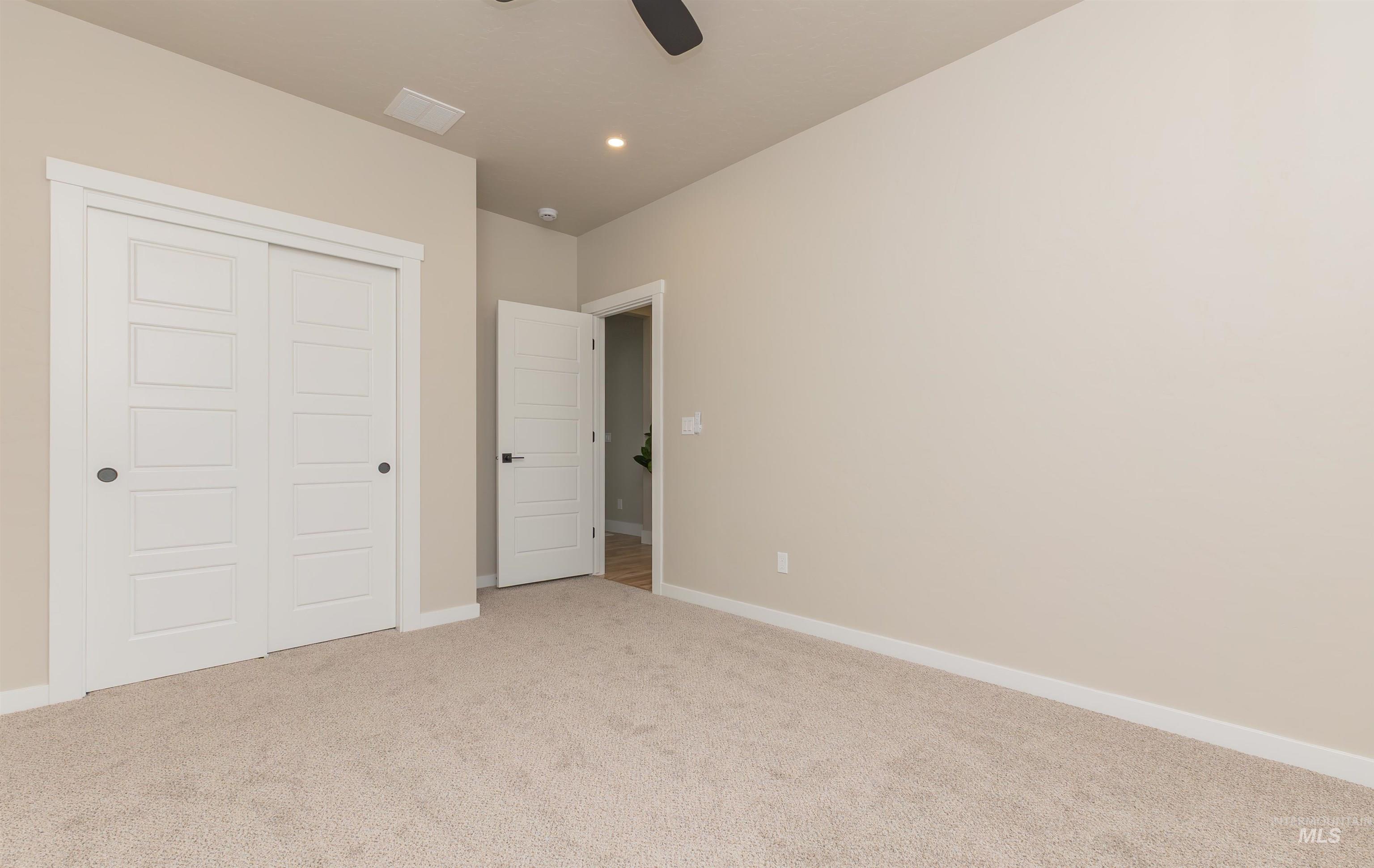 2125 Oxon St, Caldwell, Idaho 83605, 3 Bedrooms, 2.5 Bathrooms, Residential For Sale, Price $425,000, 98950715