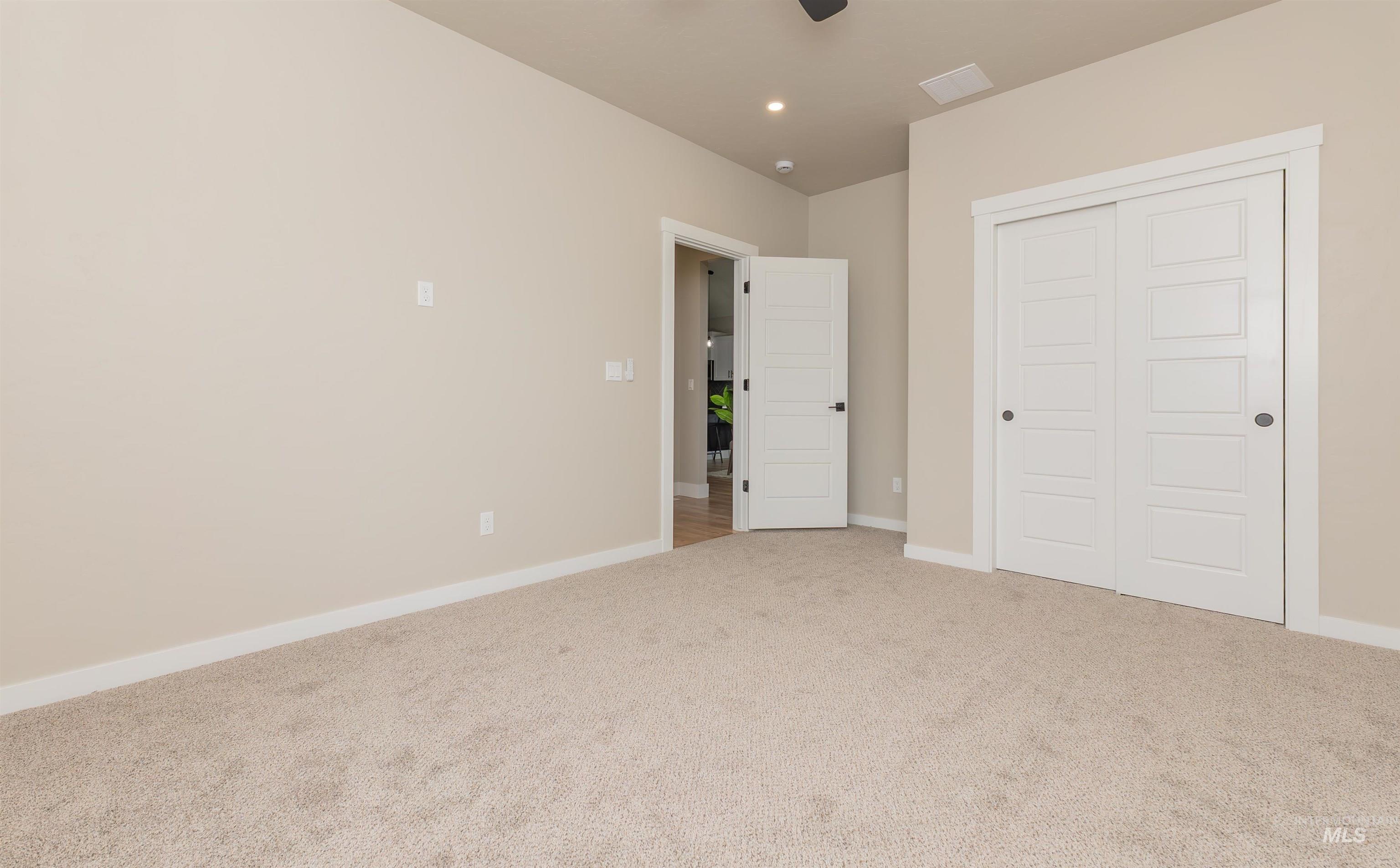 2125 Oxon St, Caldwell, Idaho 83605, 3 Bedrooms, 2.5 Bathrooms, Residential For Sale, Price $425,000, 98950715