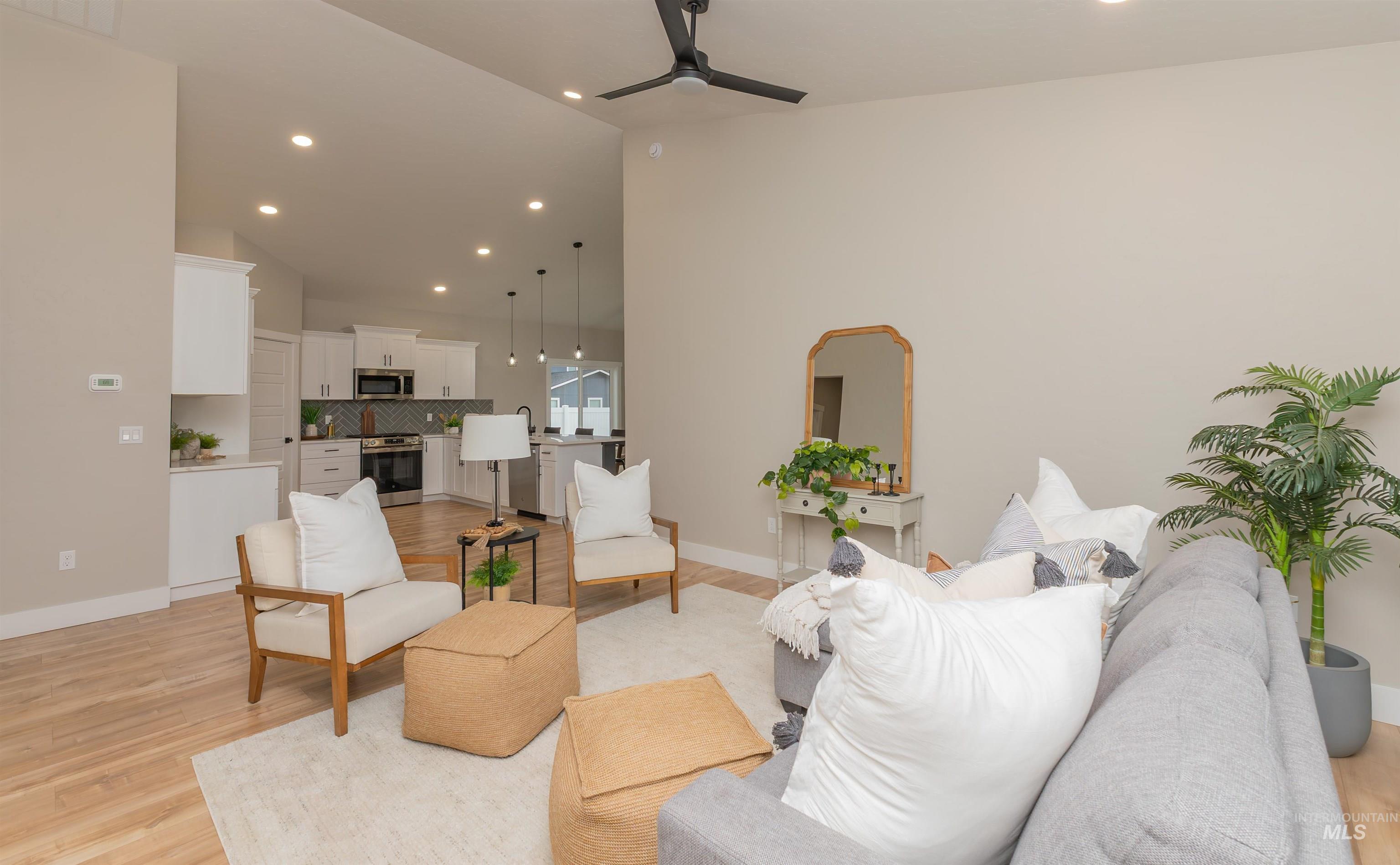 2125 Oxon St, Caldwell, Idaho 83605, 3 Bedrooms, 2.5 Bathrooms, Residential For Sale, Price $425,000, 98950715