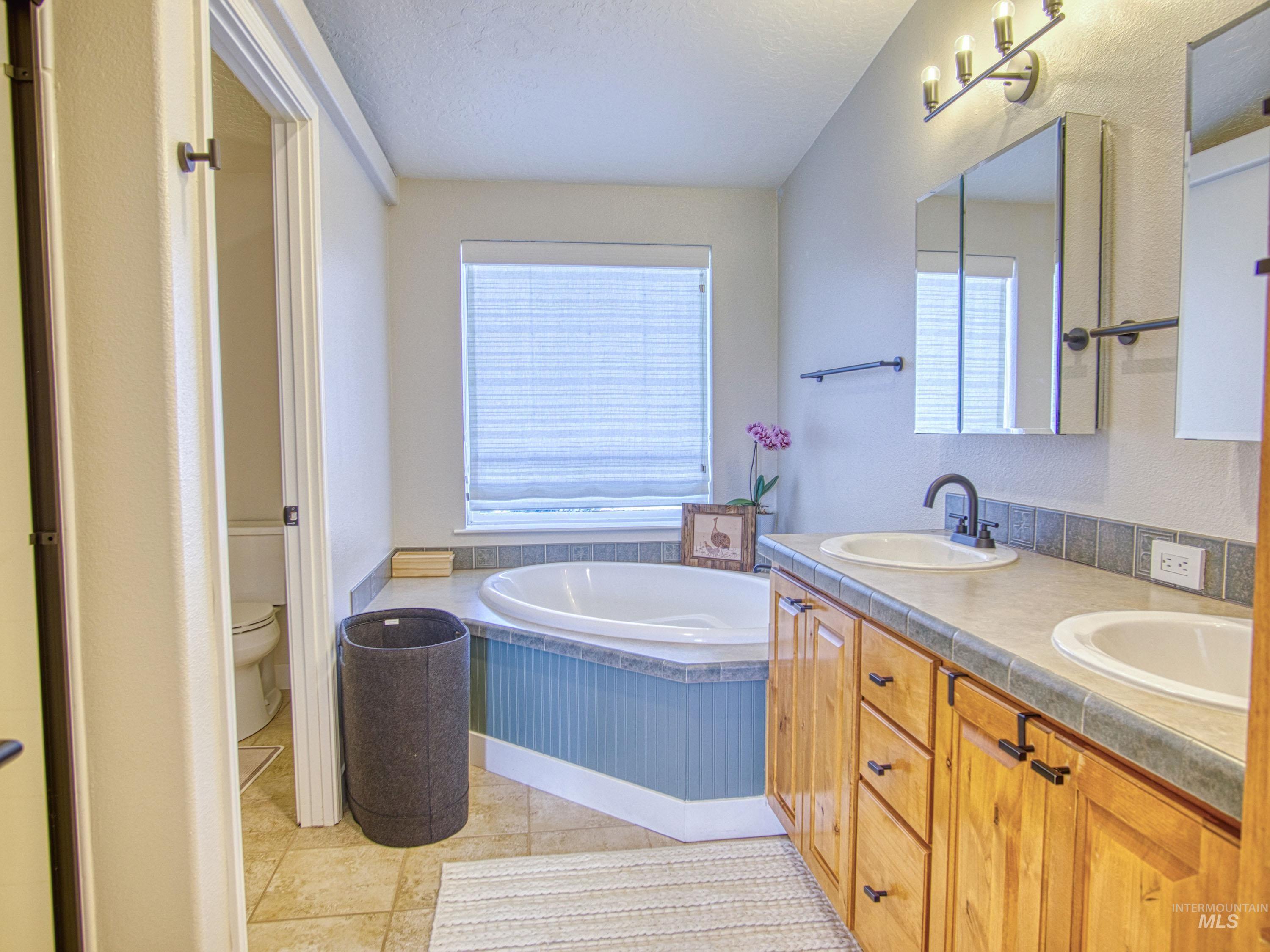 1077 E 200 N, Fairfield, Idaho 83327, 3 Bedrooms, 2 Bathrooms, Farm & Ranch For Sale, Price $3,400,000, 98950727