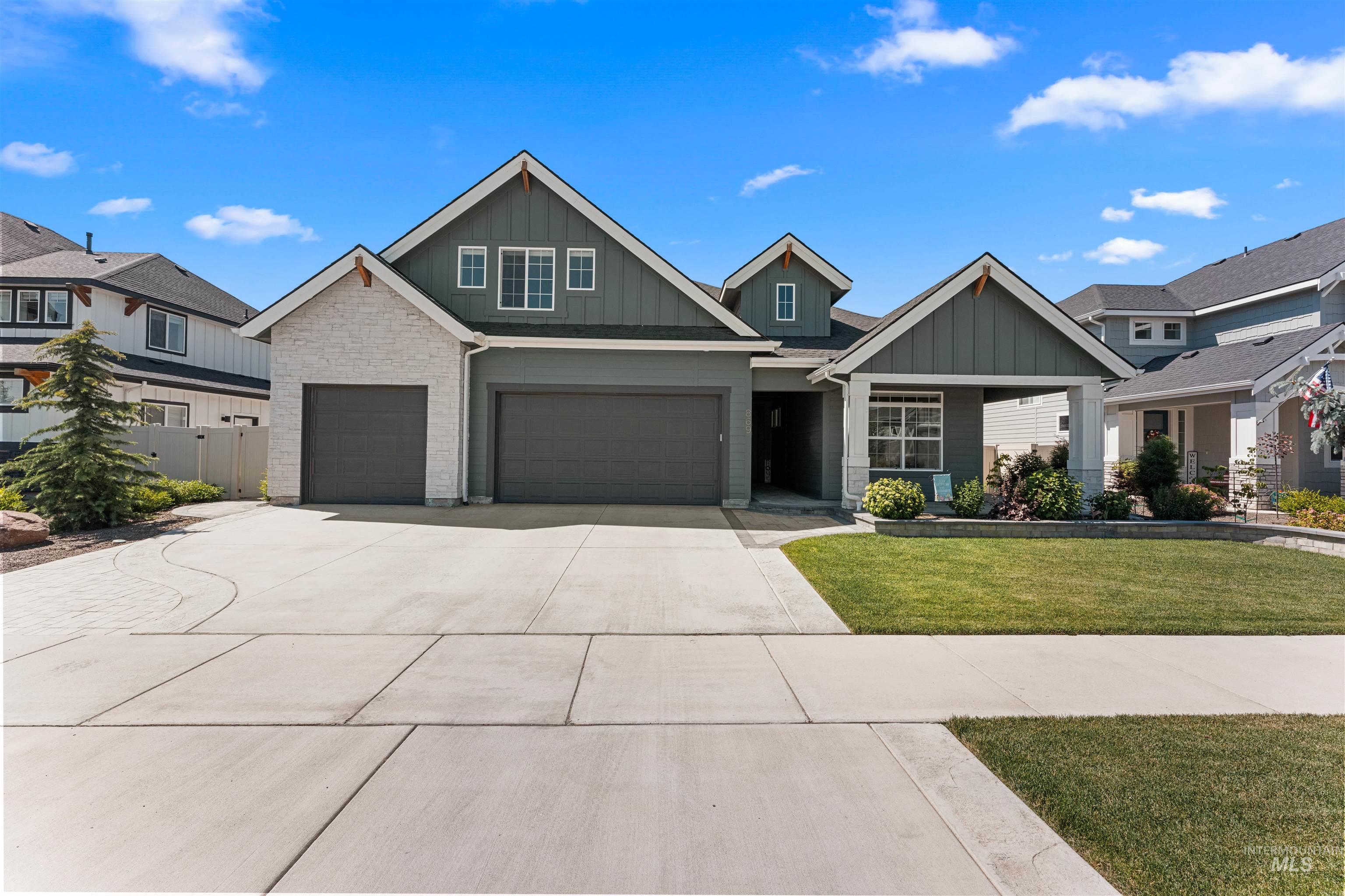 869 E Territory St, Meridian, Idaho 83646, 4 Bedrooms, 3 Bathrooms, Residential For Sale, Price $850,000, 98950743