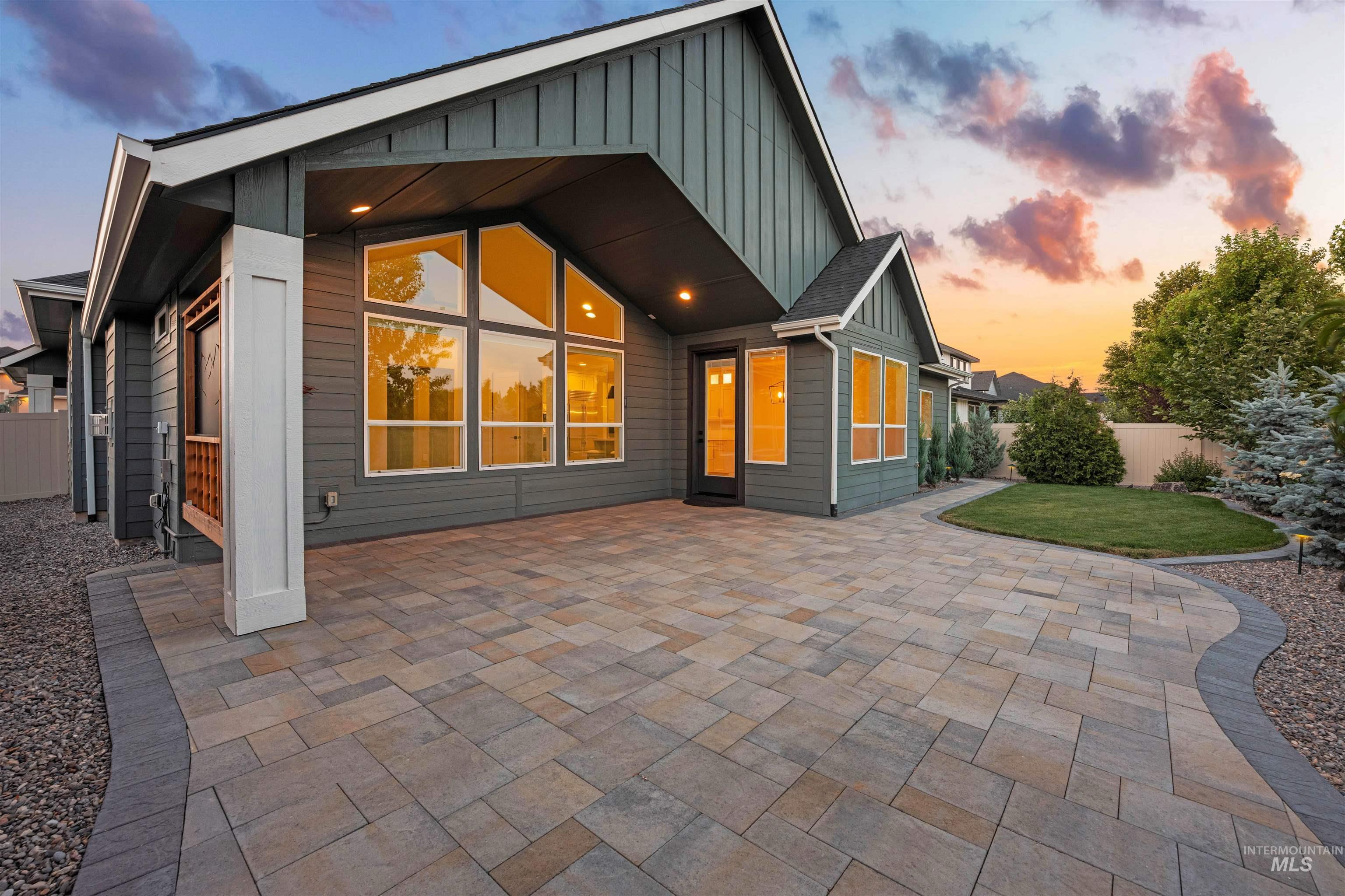 869 E Territory St, Meridian, Idaho 83646, 4 Bedrooms, 3 Bathrooms, Residential For Sale, Price $850,000, 98950743