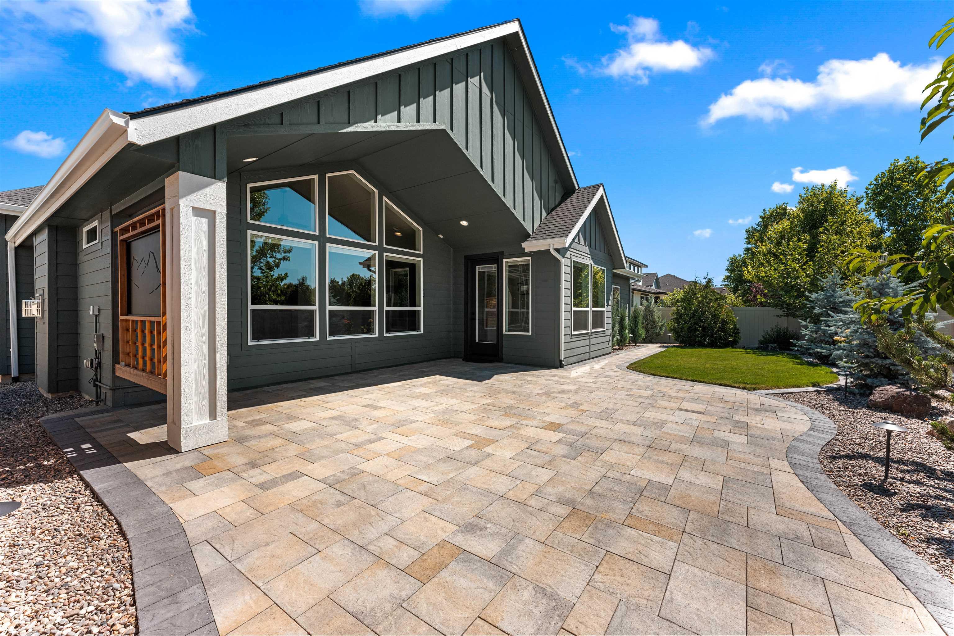 869 E Territory St, Meridian, Idaho 83646, 4 Bedrooms, 3 Bathrooms, Residential For Sale, Price $850,000, 98950743